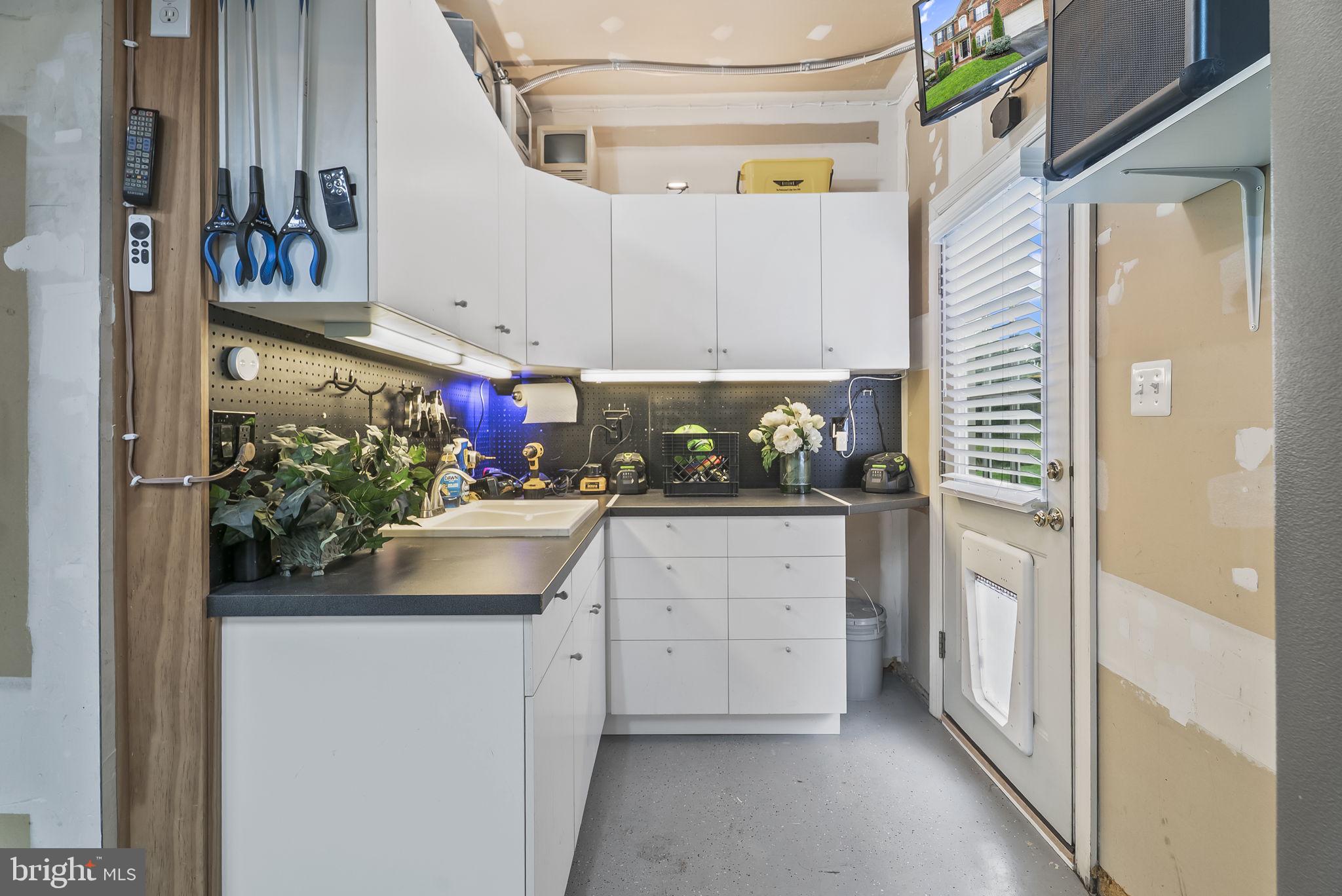 GLENBROOK - Residential