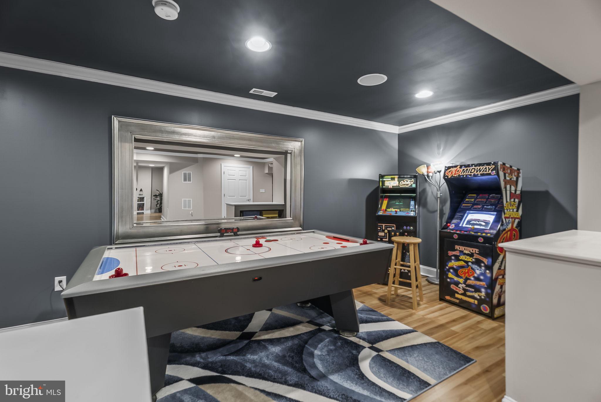 GLENBROOK - Residential