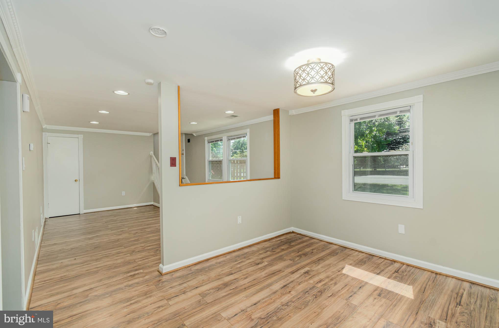 MAPLE RIDGE - Residential