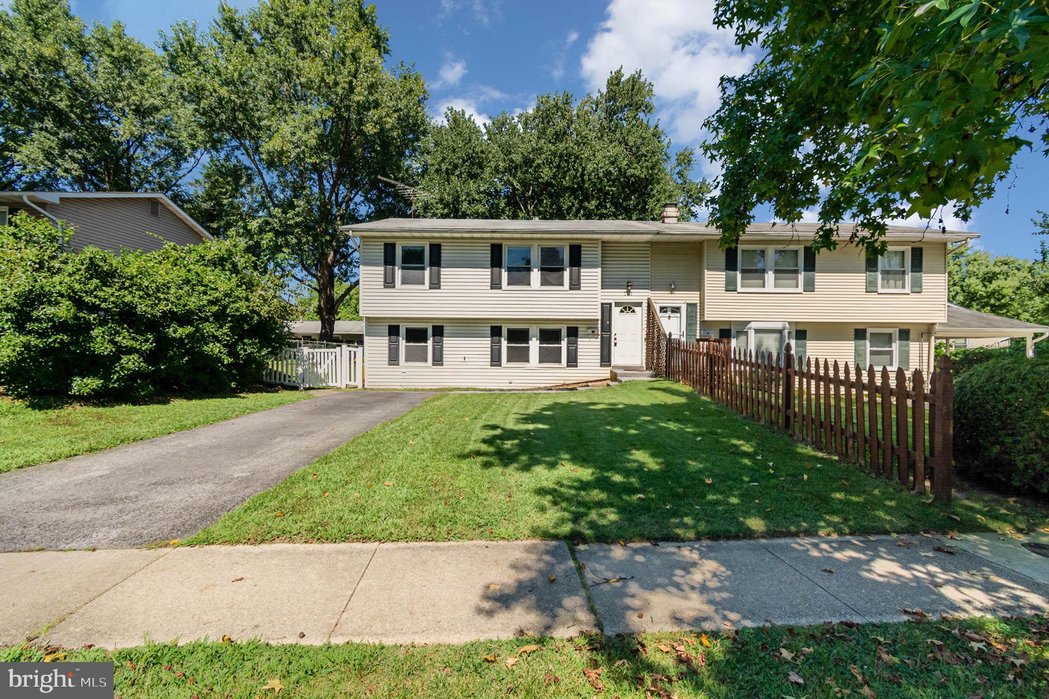 MAPLE RIDGE - Residential