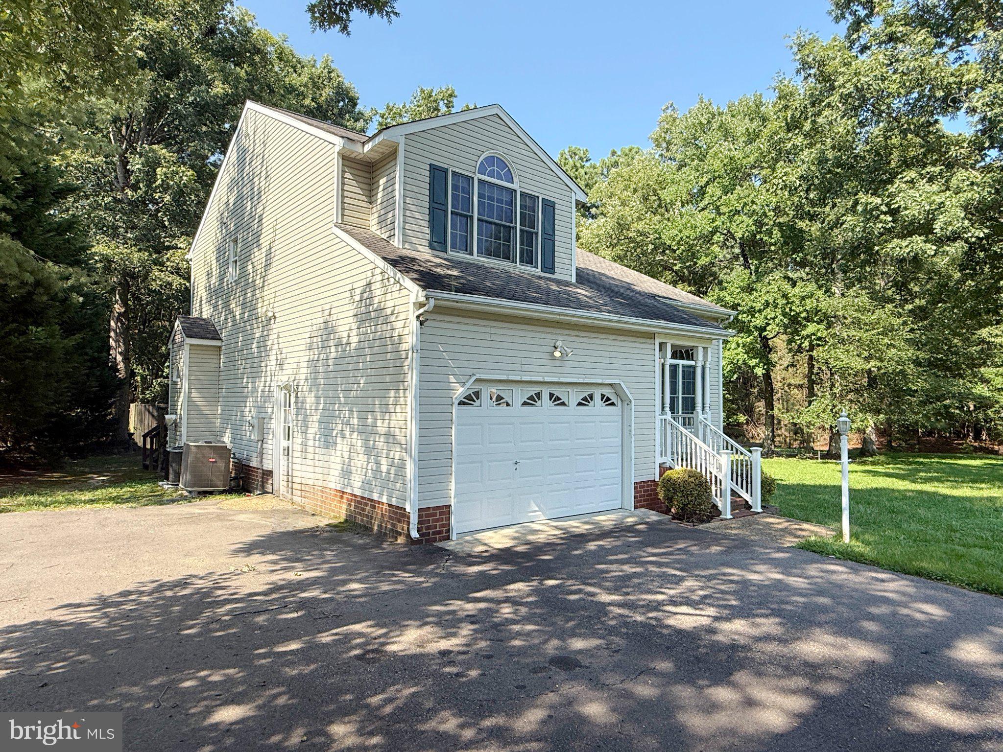 304 THORNHILL DRIVE