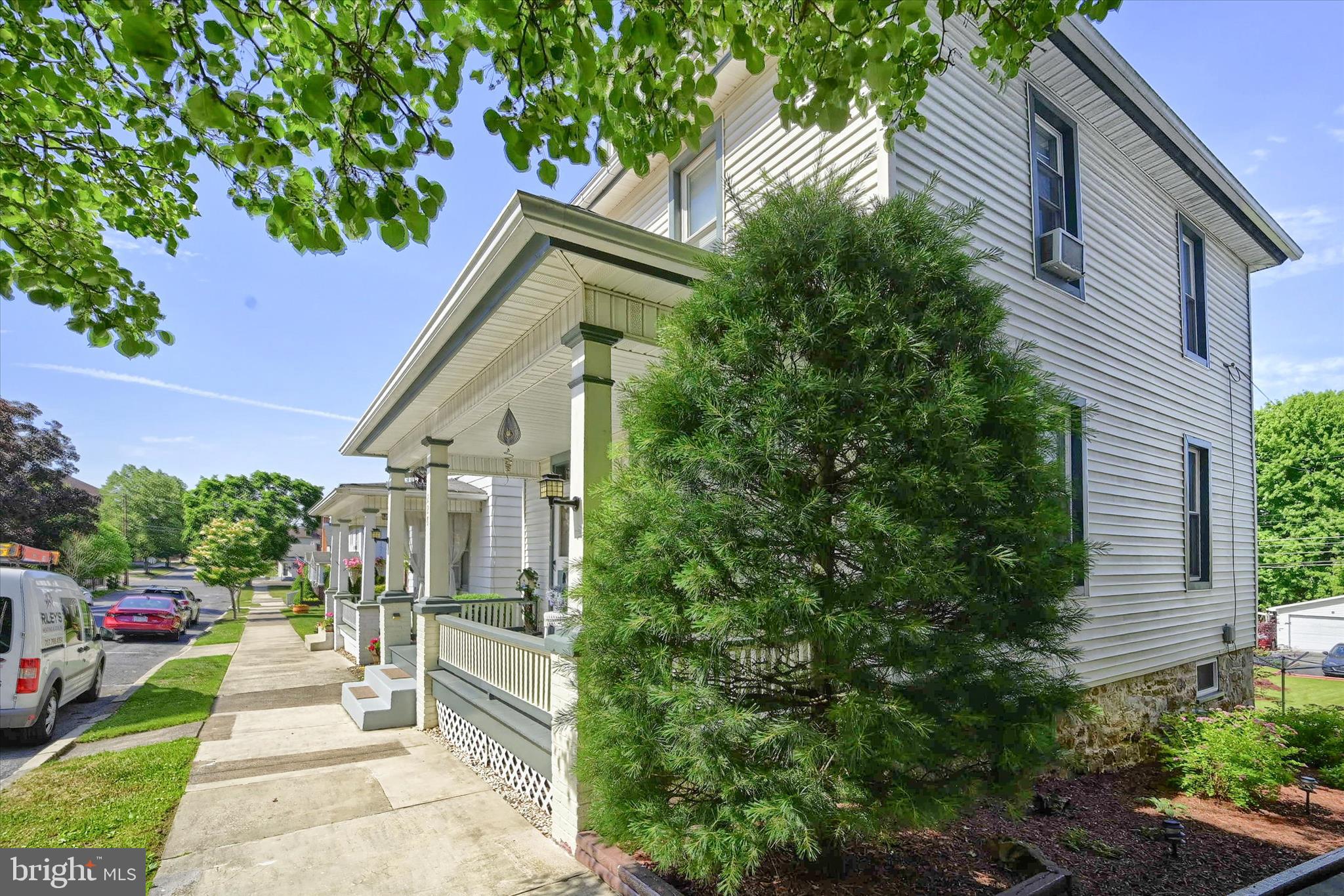 228 N 5TH STREET