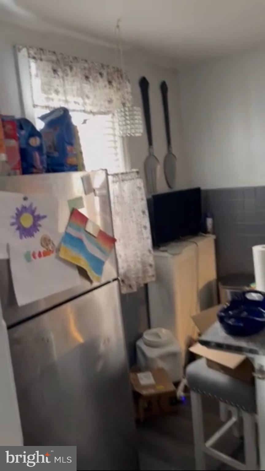 FERN ROCK - Residential