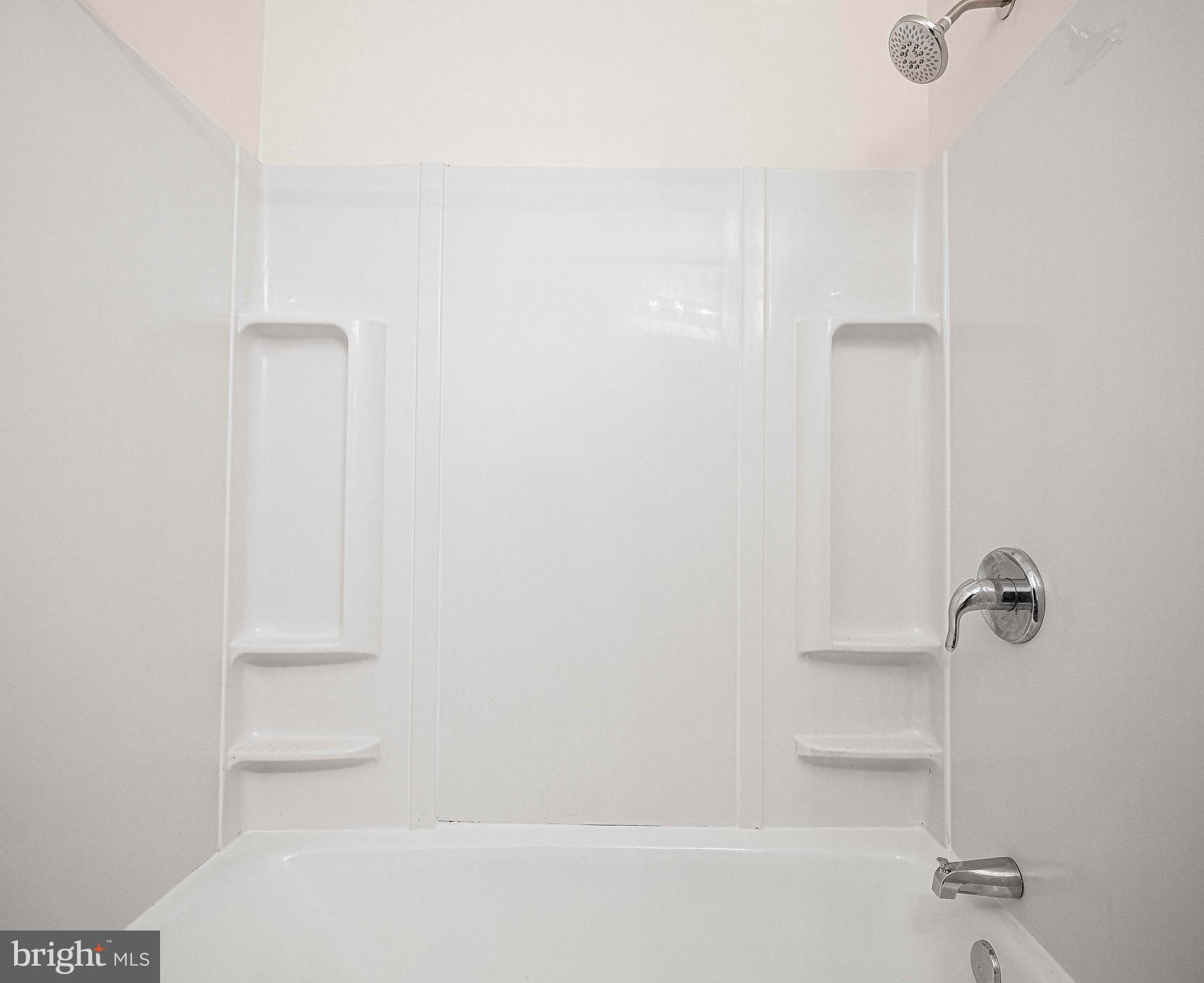 INGLESIDE - Residential