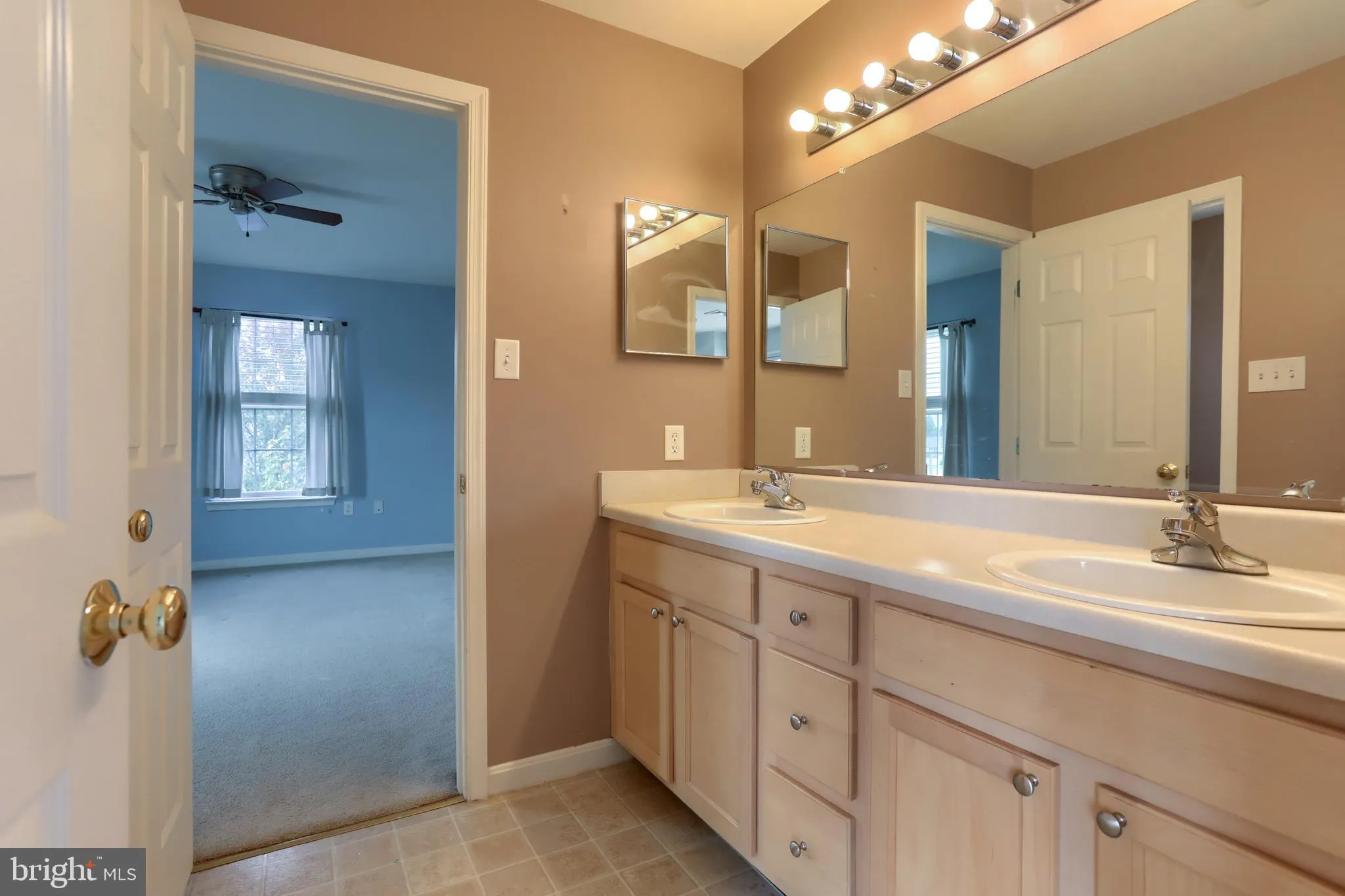 Hummelstown, Pennsylvania 17036, United States, 3 Bedrooms Bedrooms, ,3 BathroomsBathrooms,Residential,Active,207264