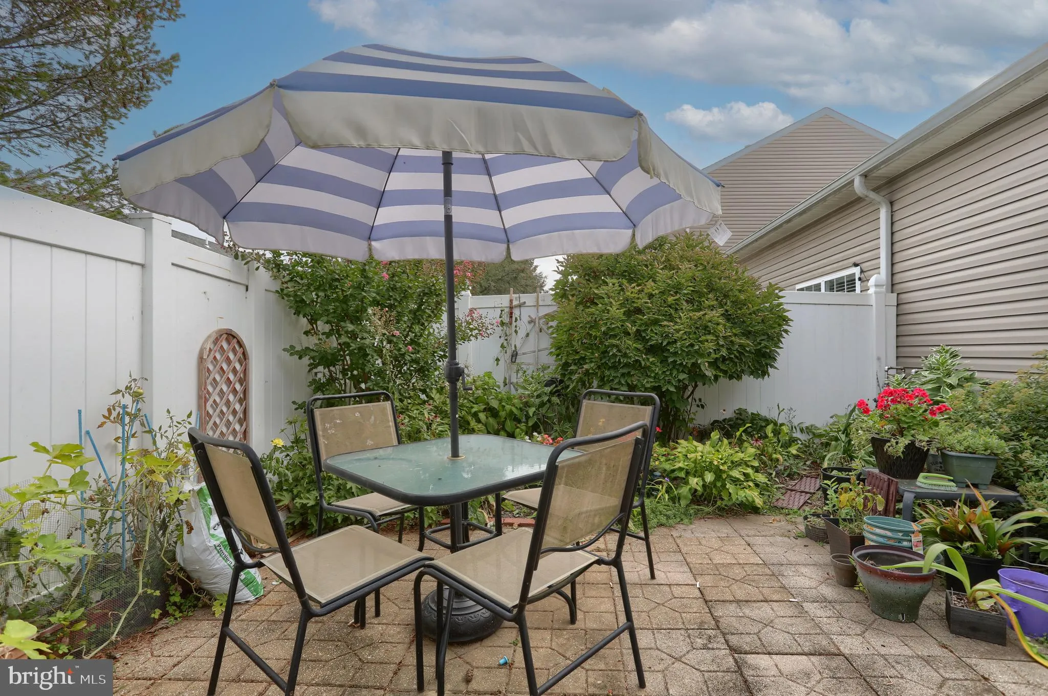 Hummelstown, Pennsylvania 17036, United States, 3 Bedrooms Bedrooms, ,3 BathroomsBathrooms,Residential,Active,207264