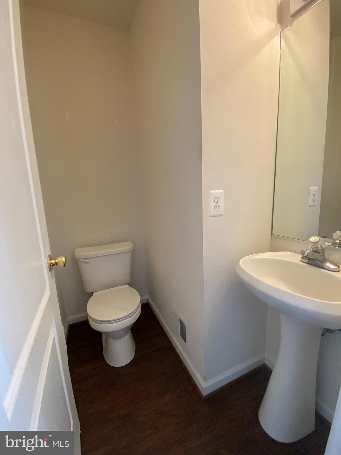 KINGSVIEW SUB - Residential Lease