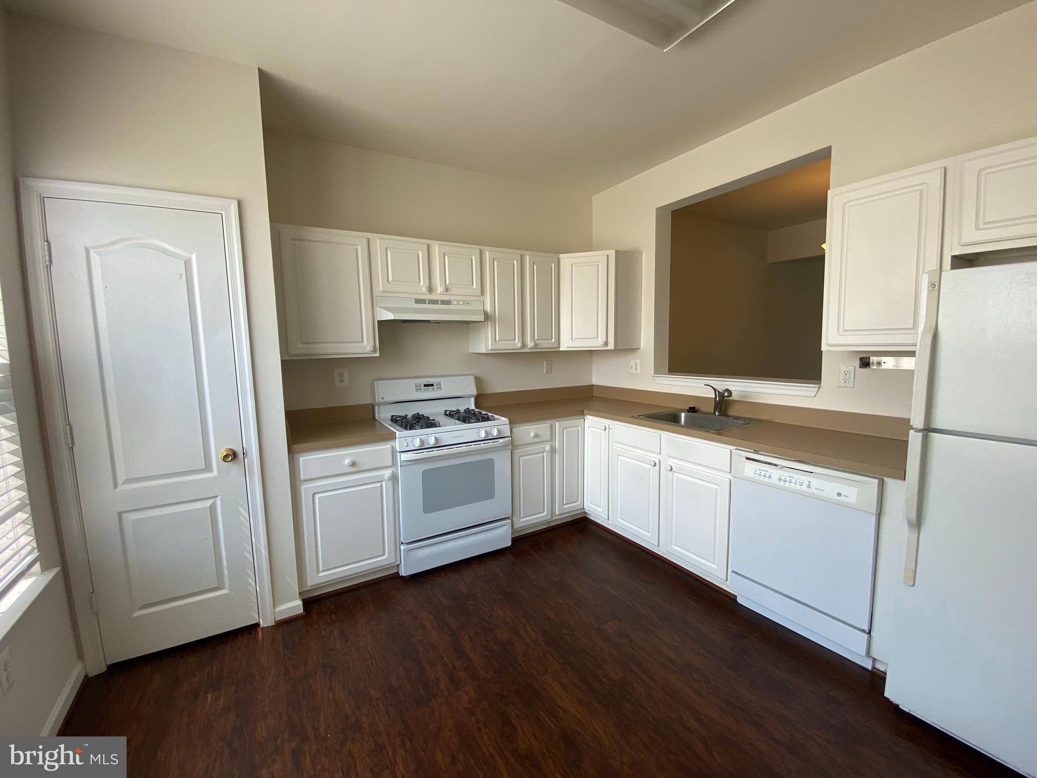 KINGSVIEW SUB - Residential Lease