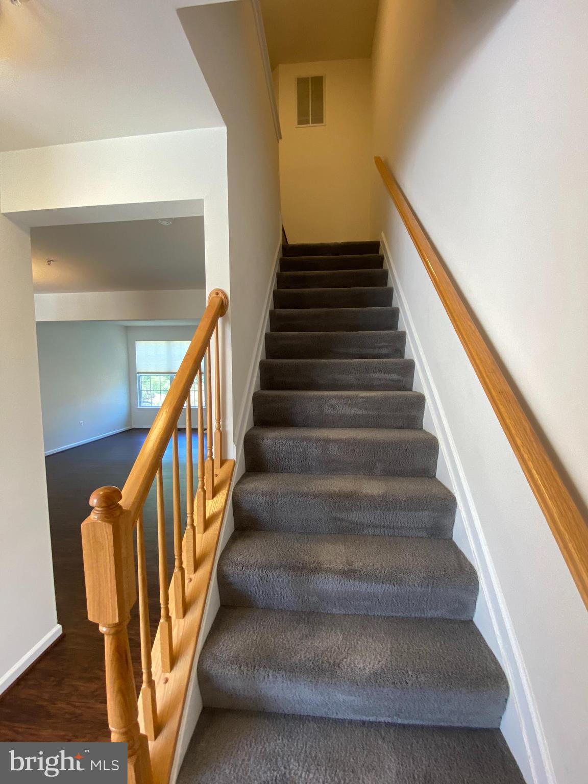 KINGSVIEW SUB - Residential Lease