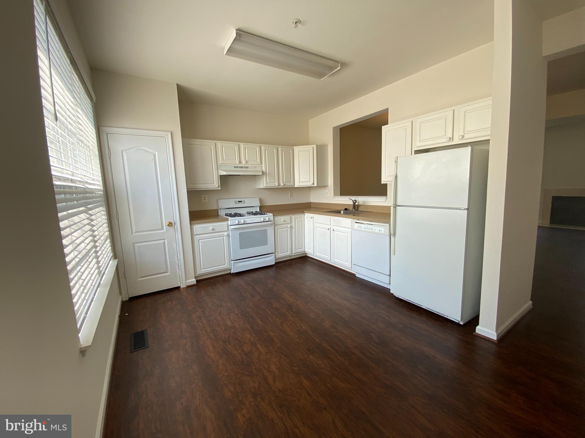 KINGSVIEW SUB - Residential Lease