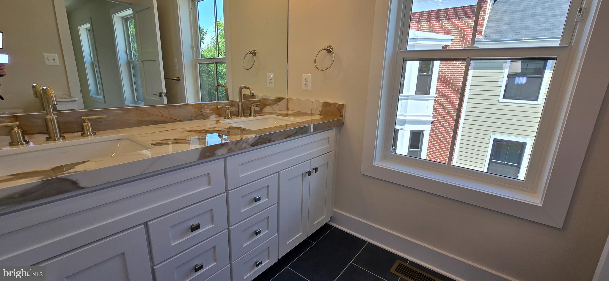 DOWNTOWN FREDERICK - Residential Lease