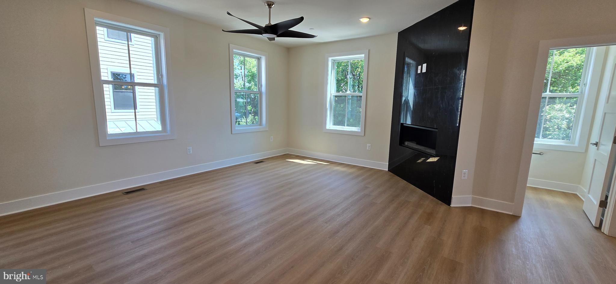 DOWNTOWN FREDERICK - Residential Lease