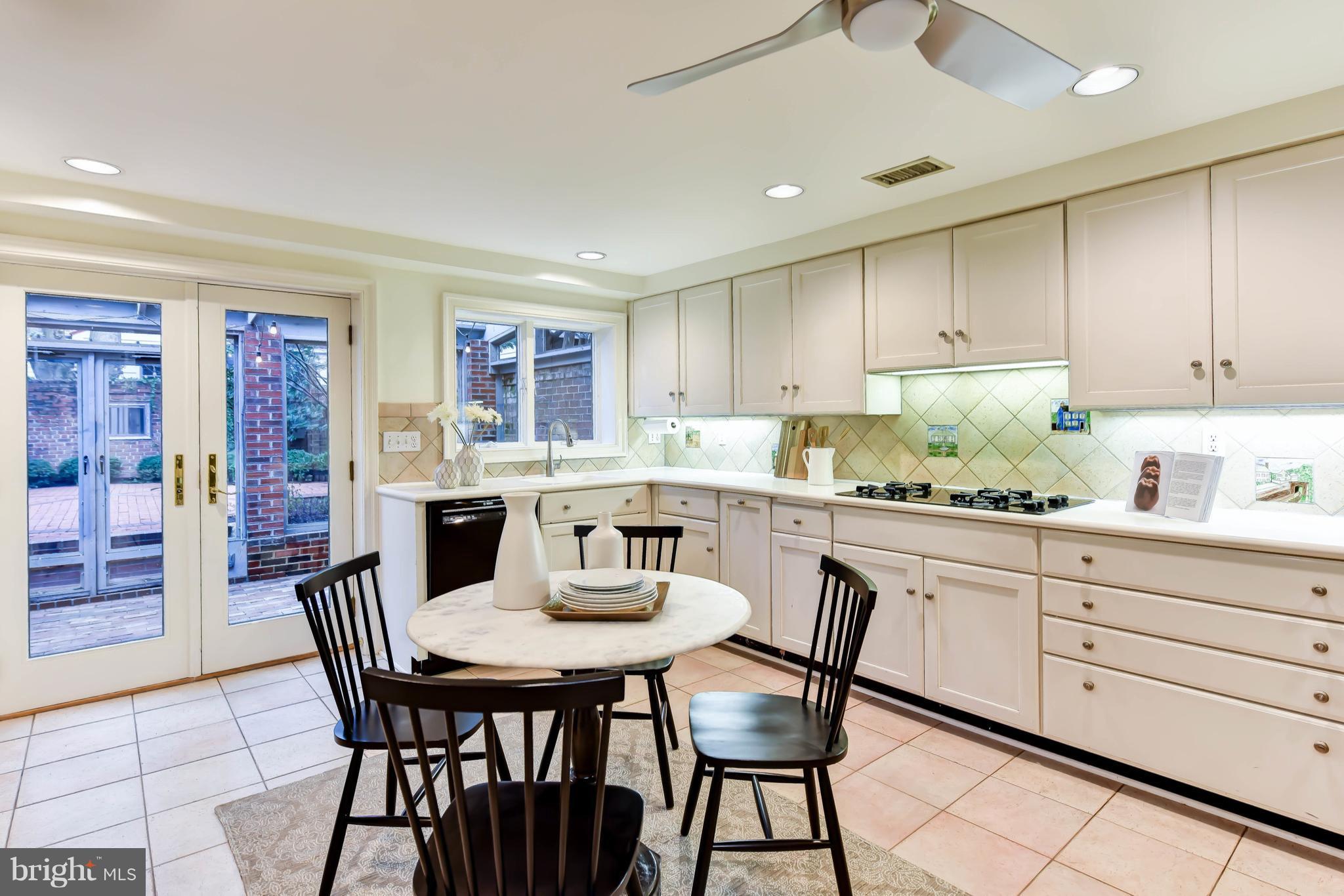 OLD TOWN - Residential