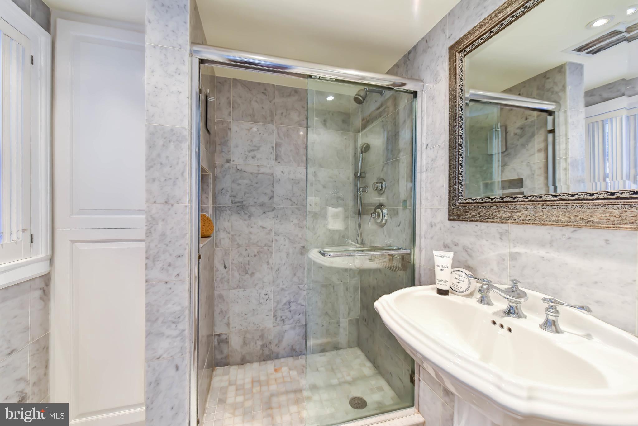 OLD TOWN - Residential