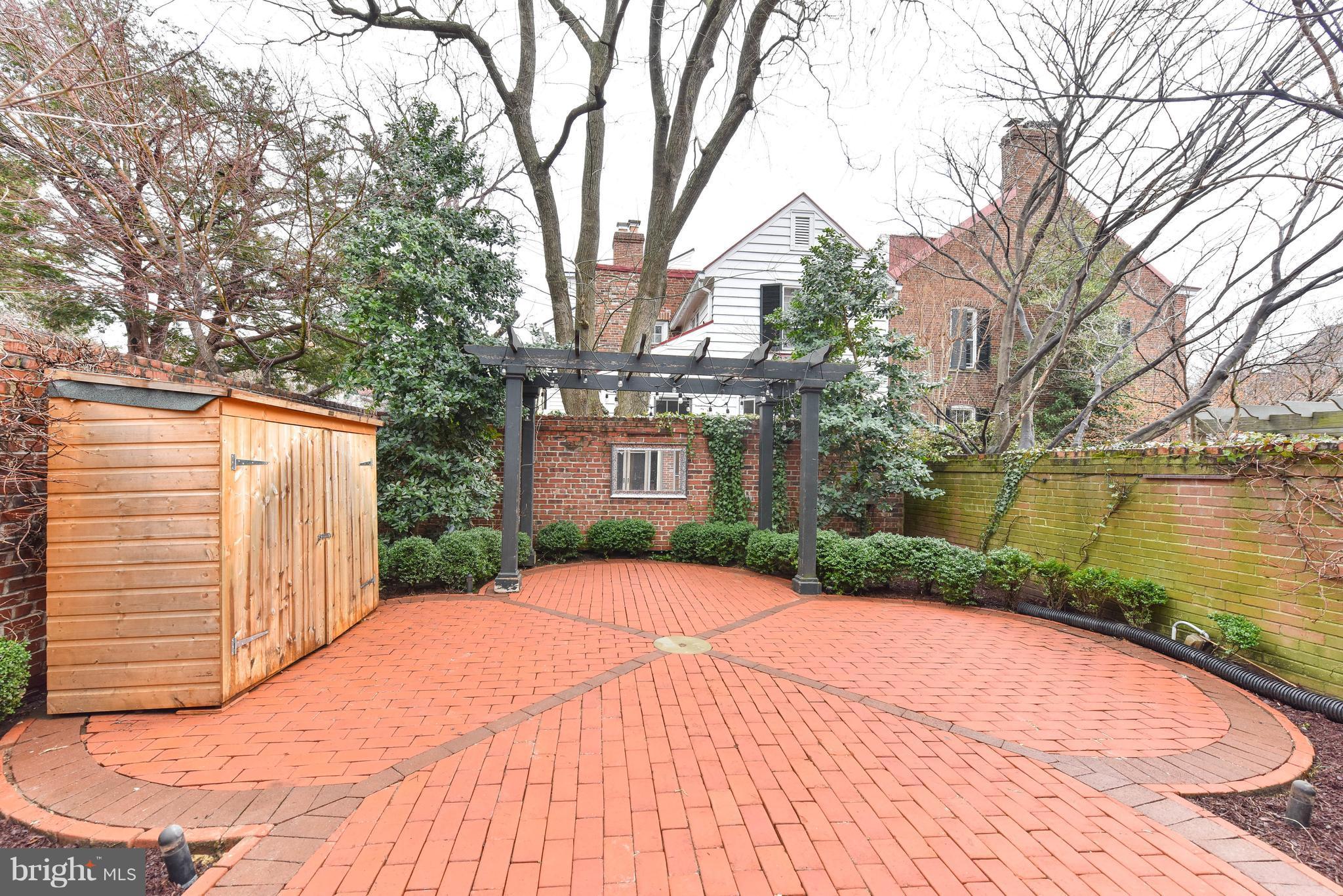 OLD TOWN - Residential