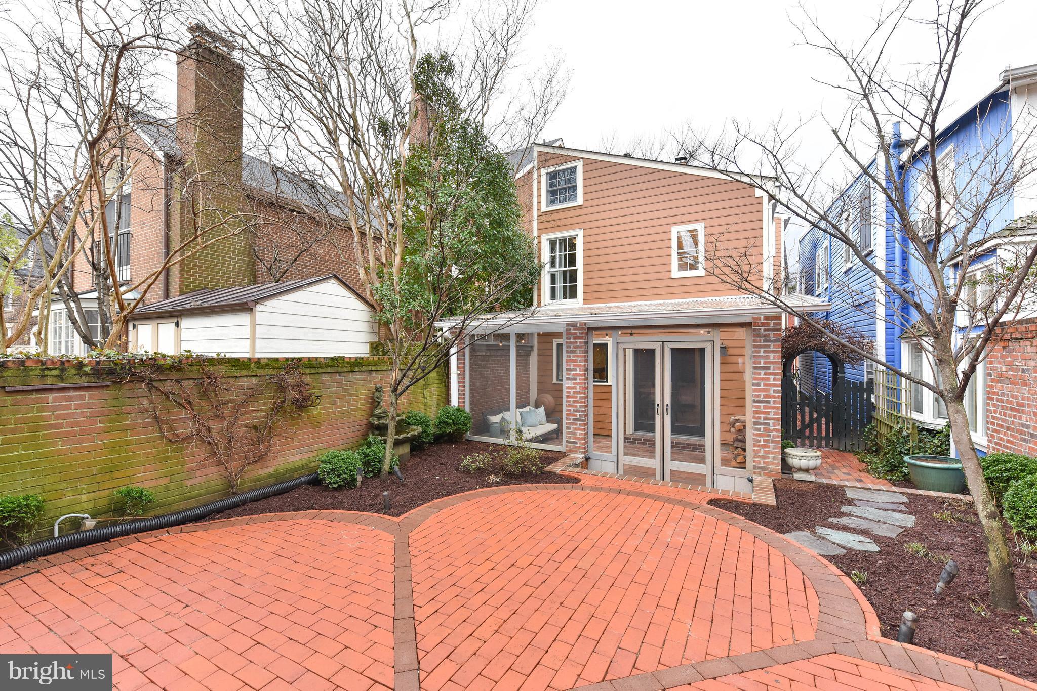 OLD TOWN - Residential