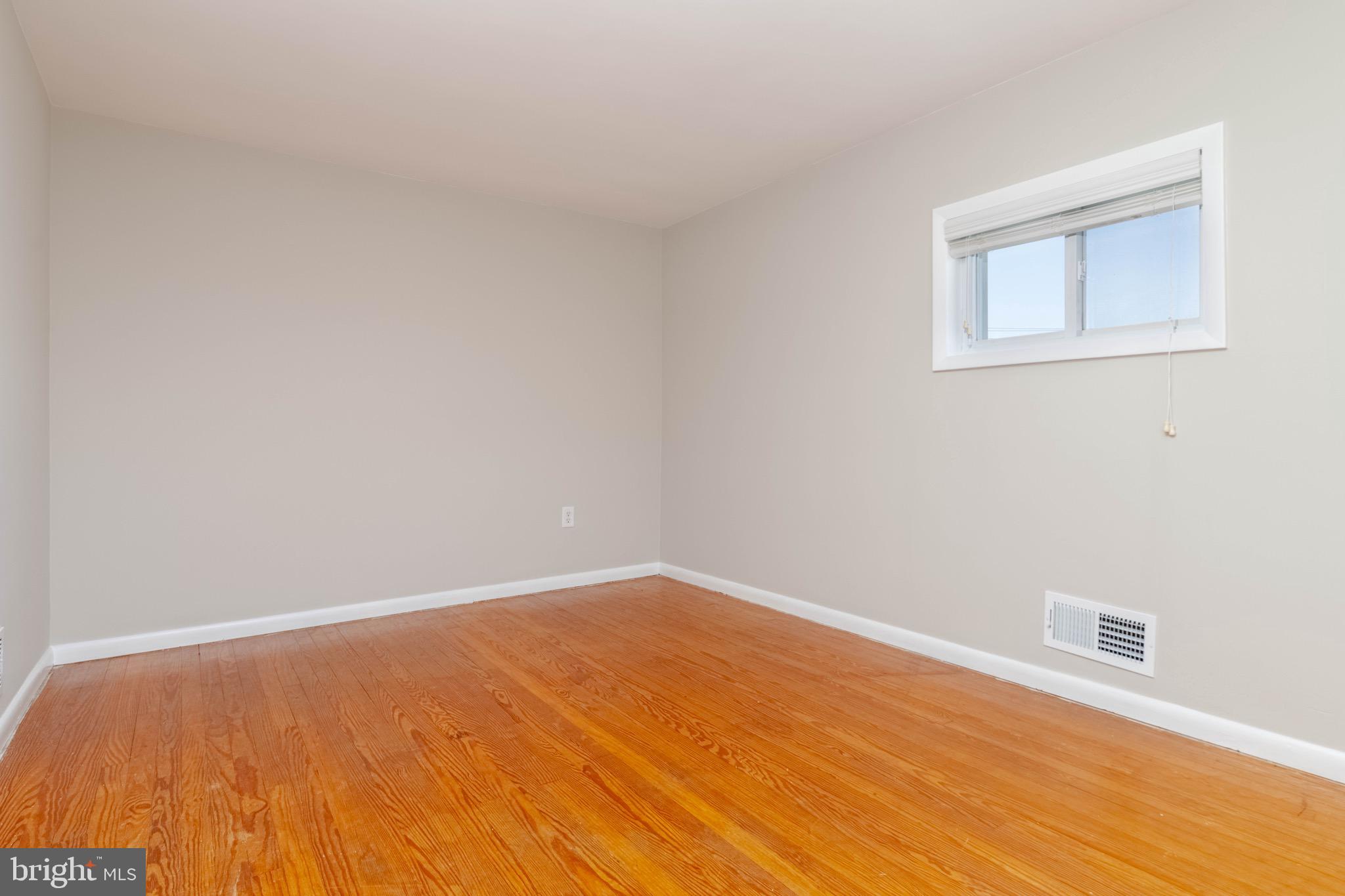 WHITE MARSH - Residential