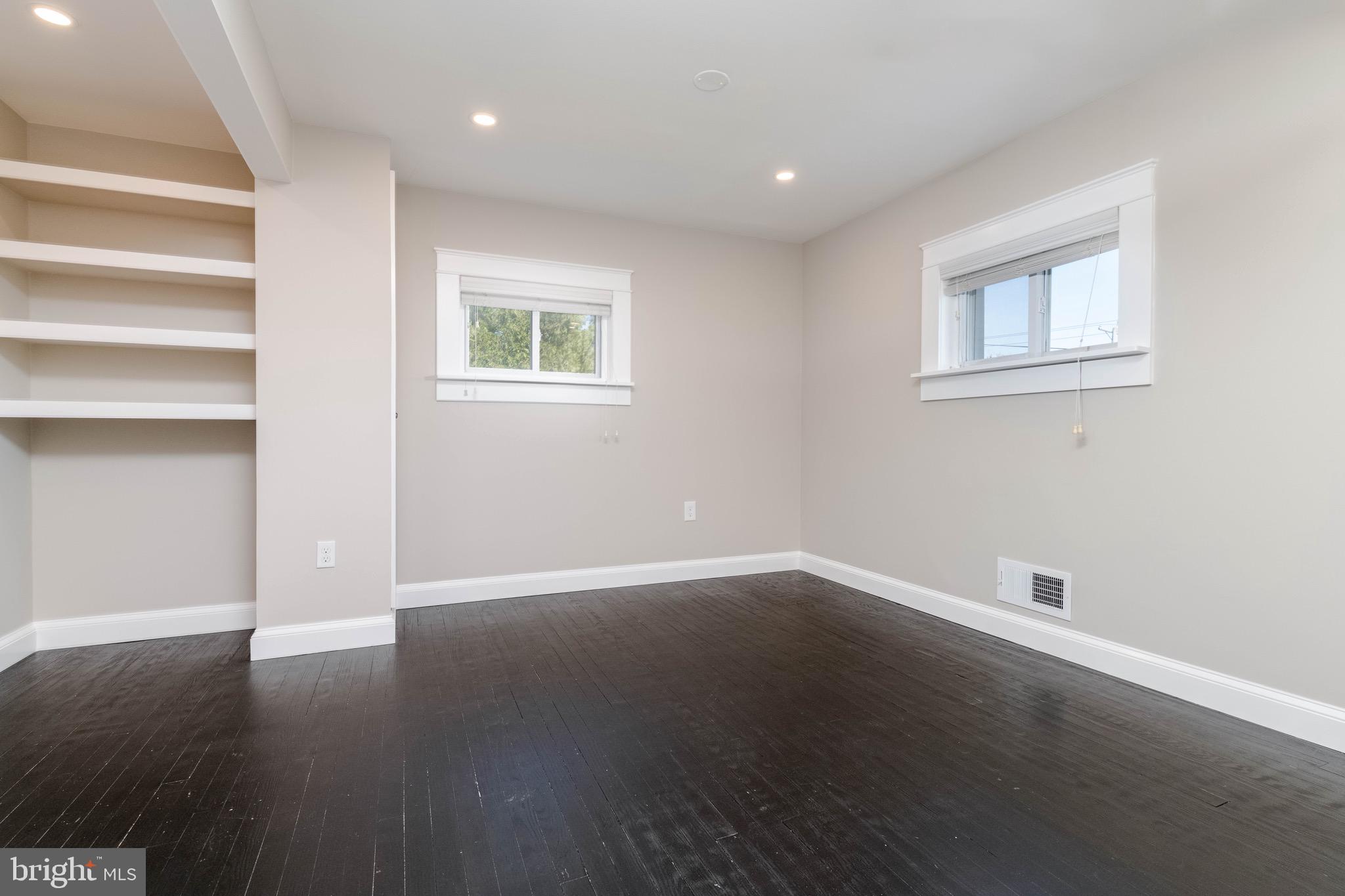 WHITE MARSH - Residential