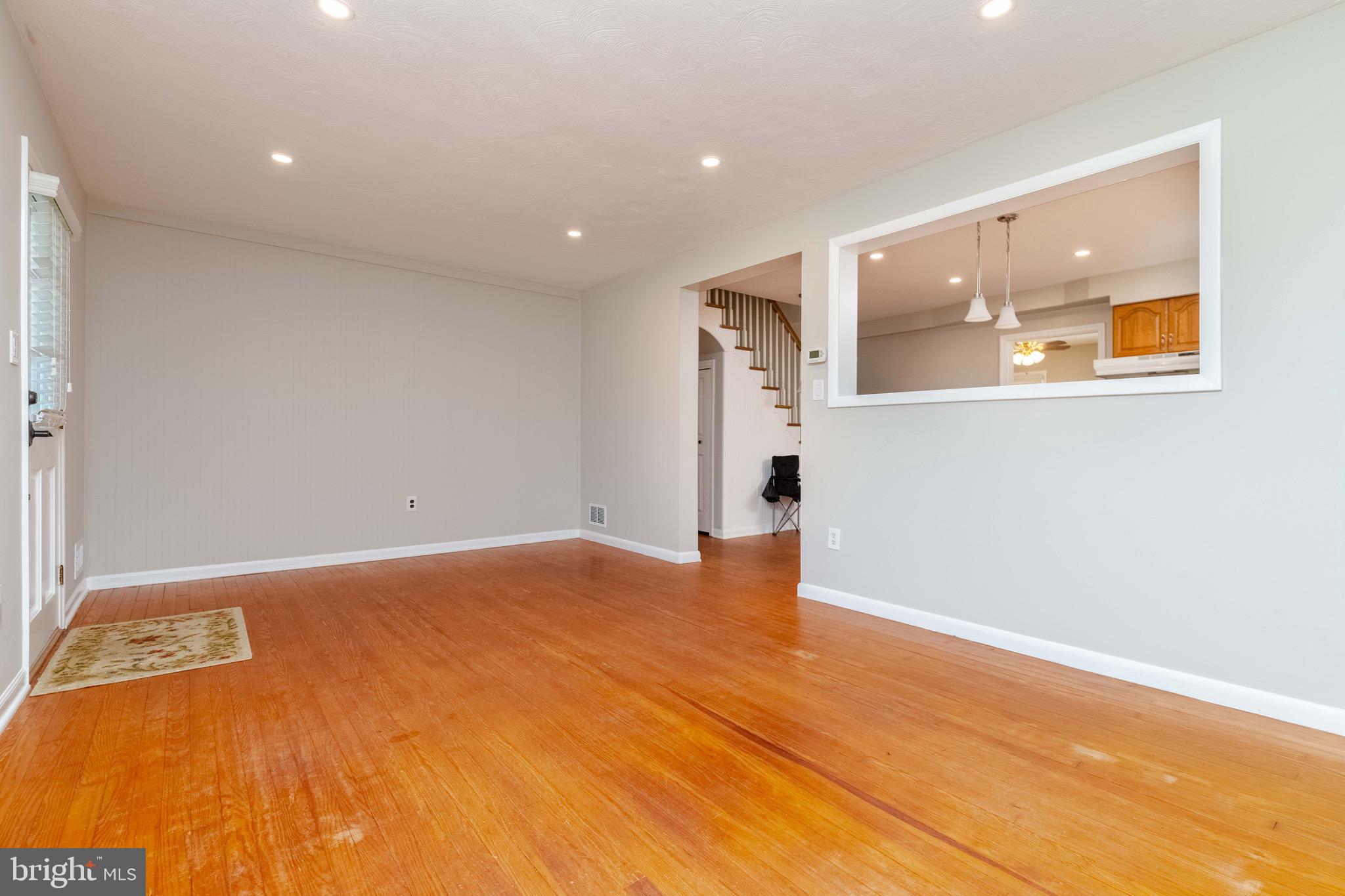 WHITE MARSH - Residential