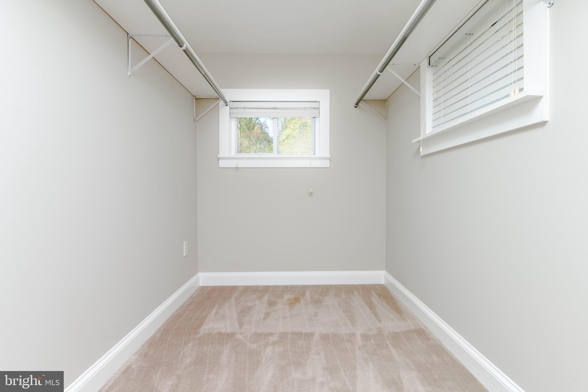 WHITE MARSH - Residential