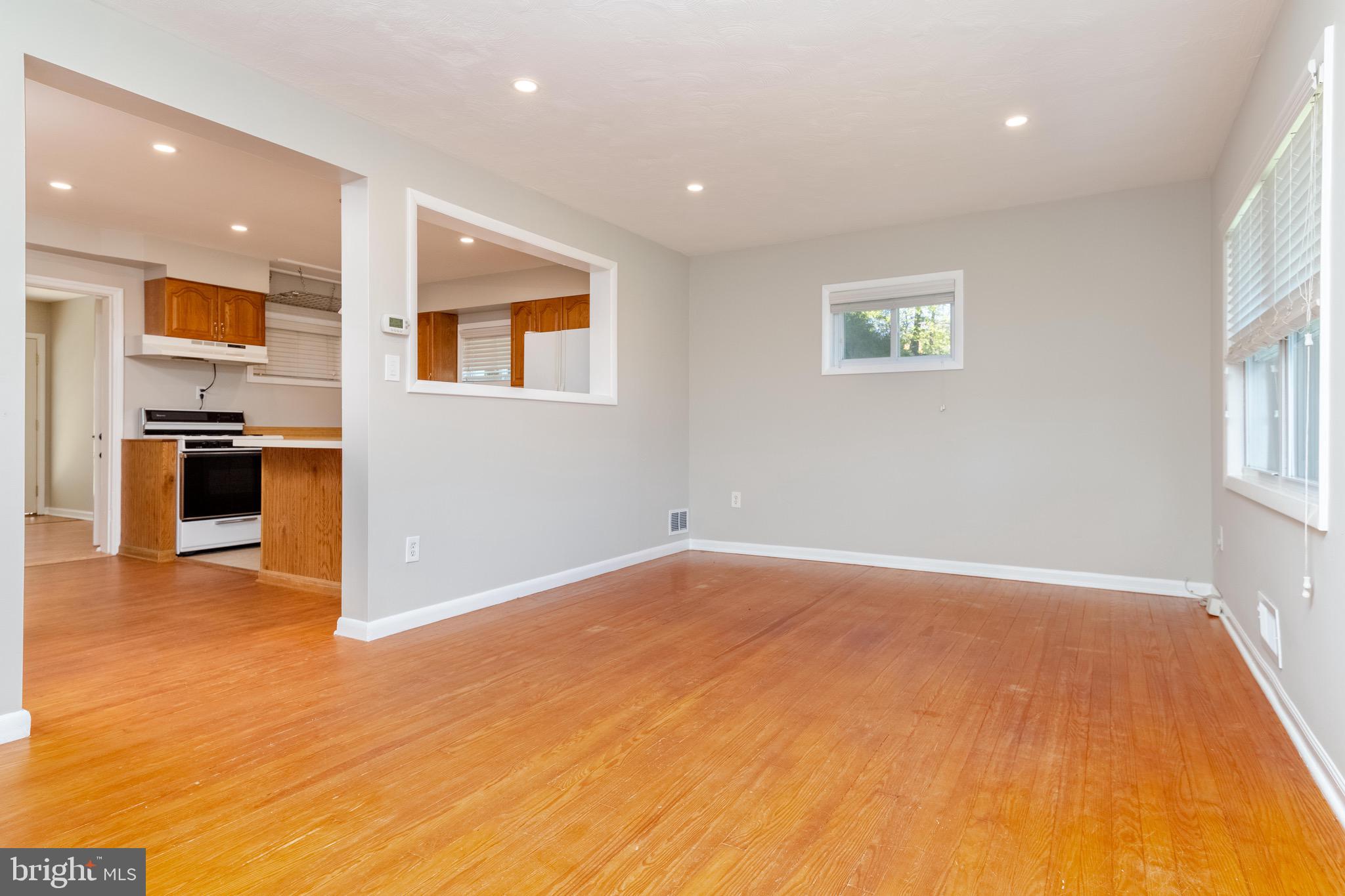 WHITE MARSH - Residential