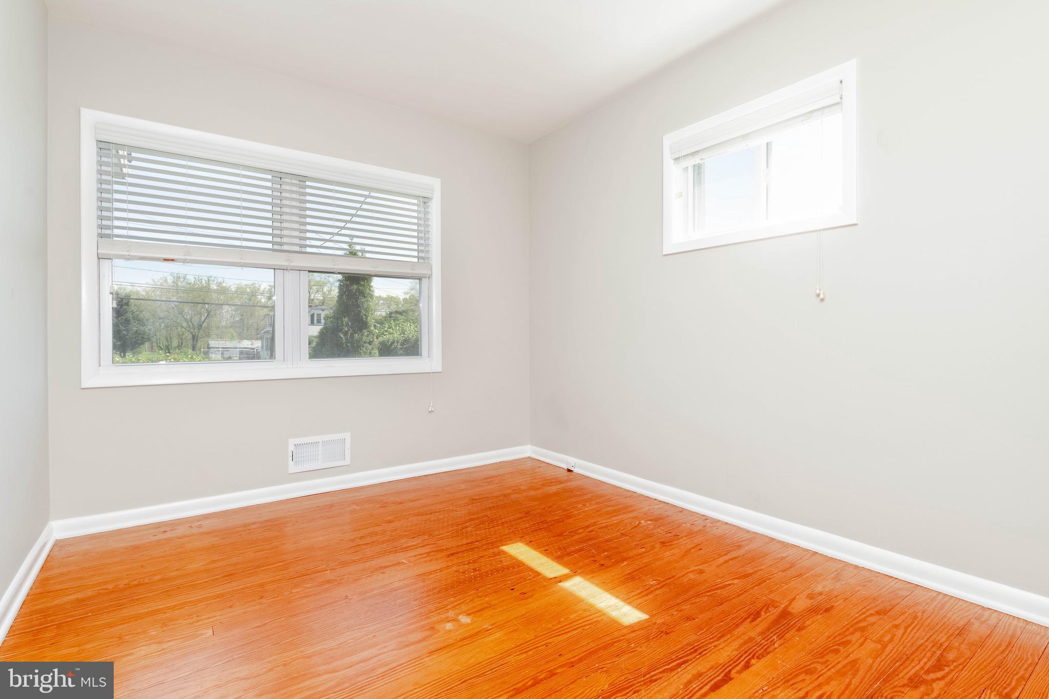 WHITE MARSH - Residential