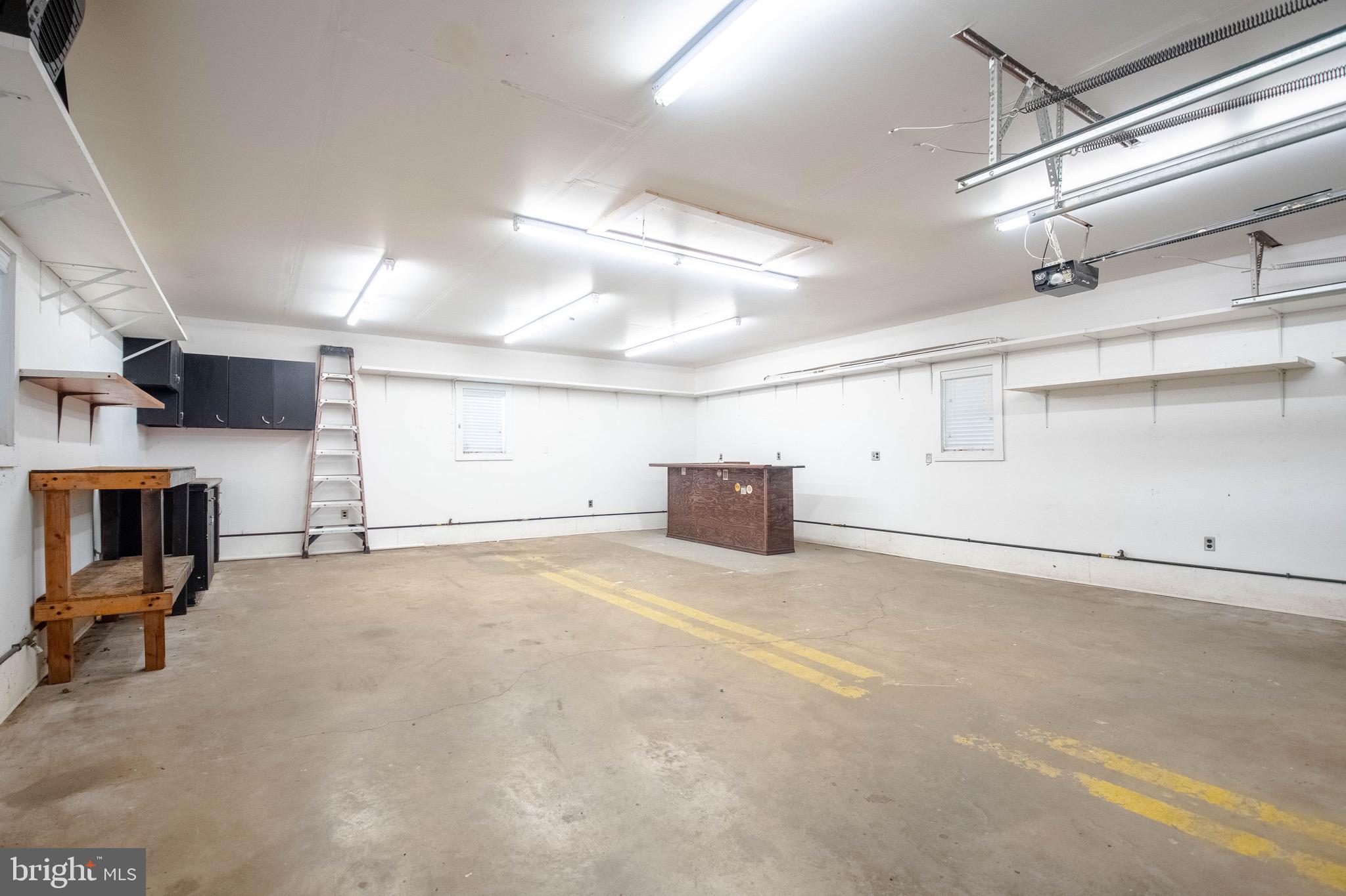 WHITE MARSH - Residential