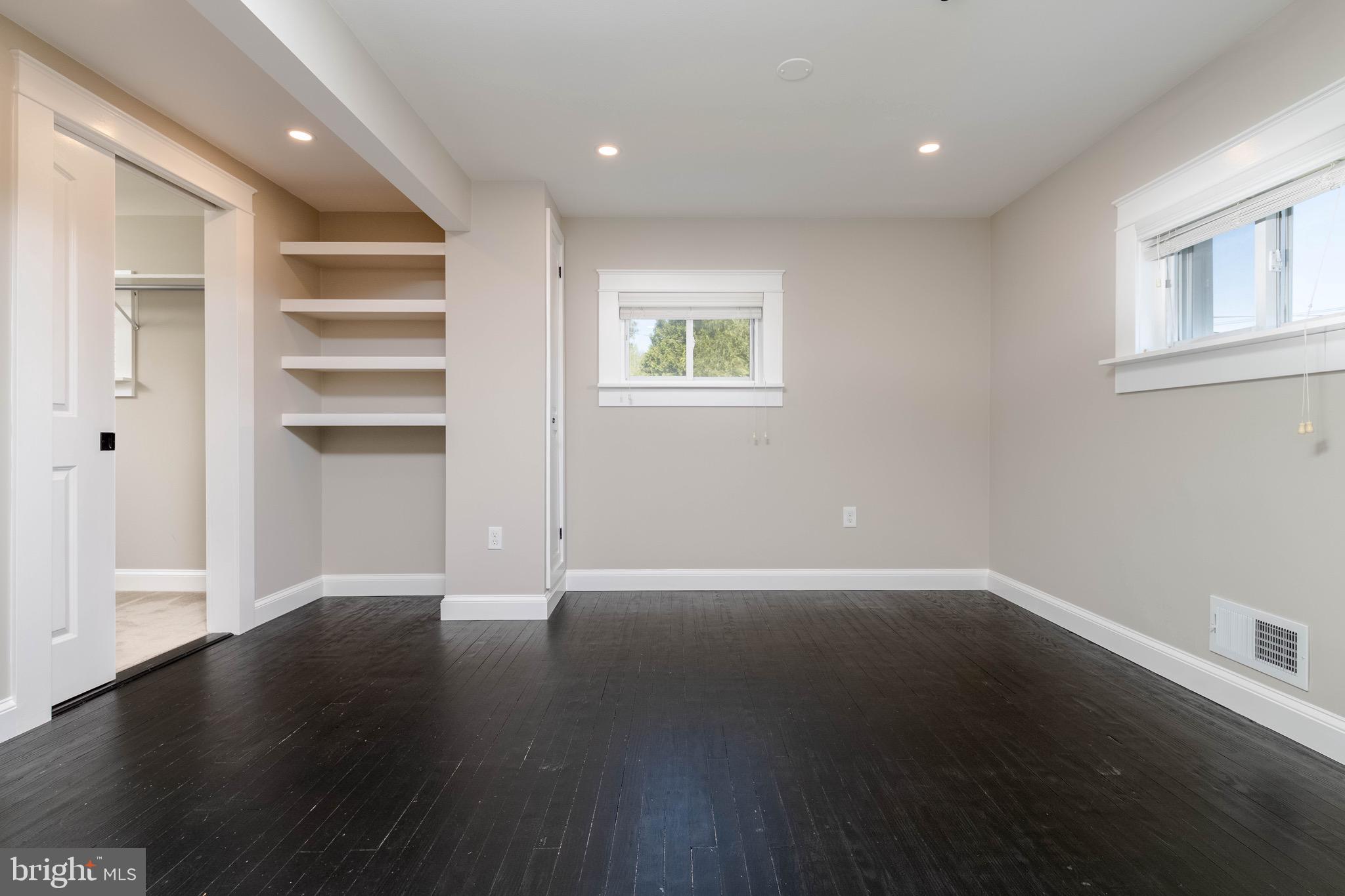 WHITE MARSH - Residential