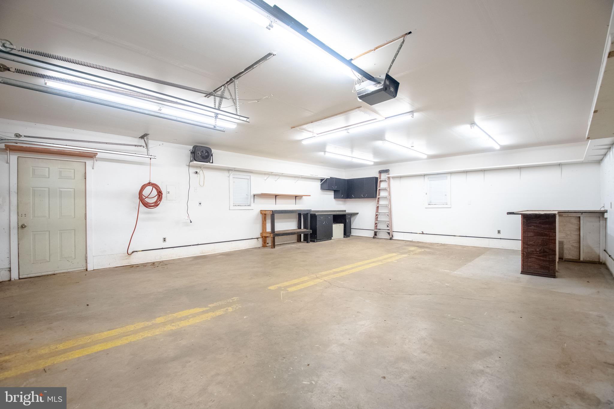 WHITE MARSH - Residential