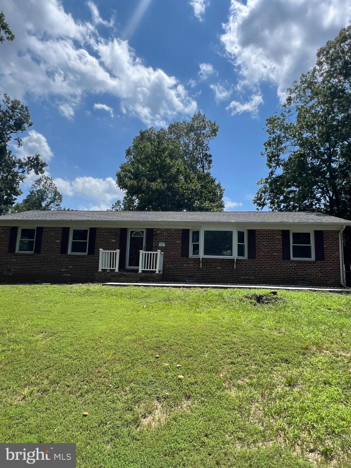 410 DEERWOOD DRIVE