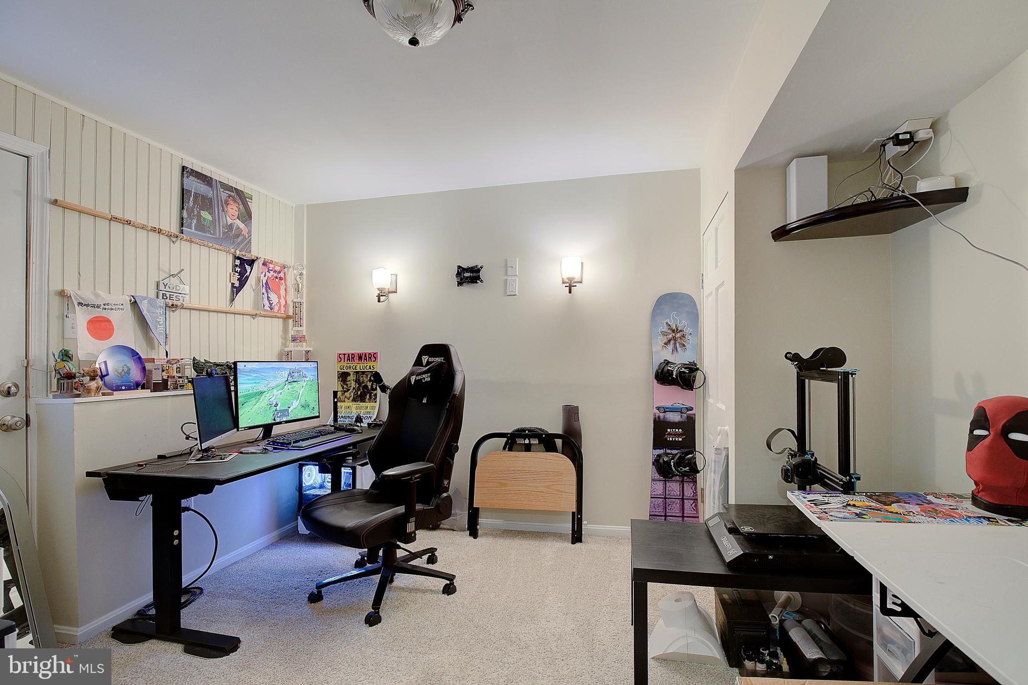 FRANKLIN MANOR - Residential