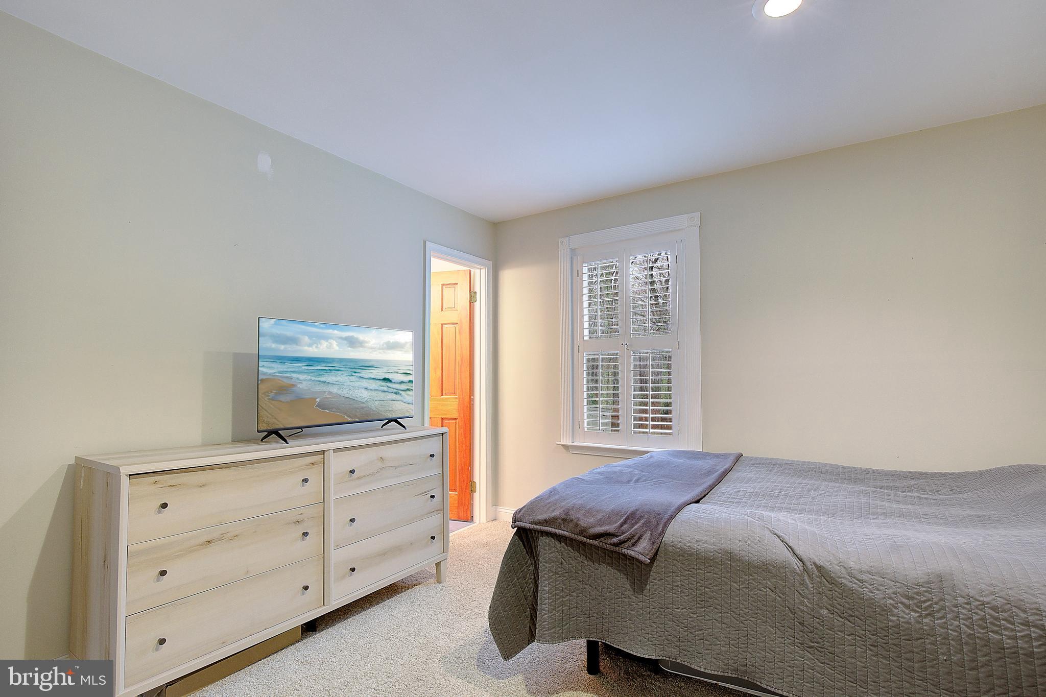 FRANKLIN MANOR - Residential