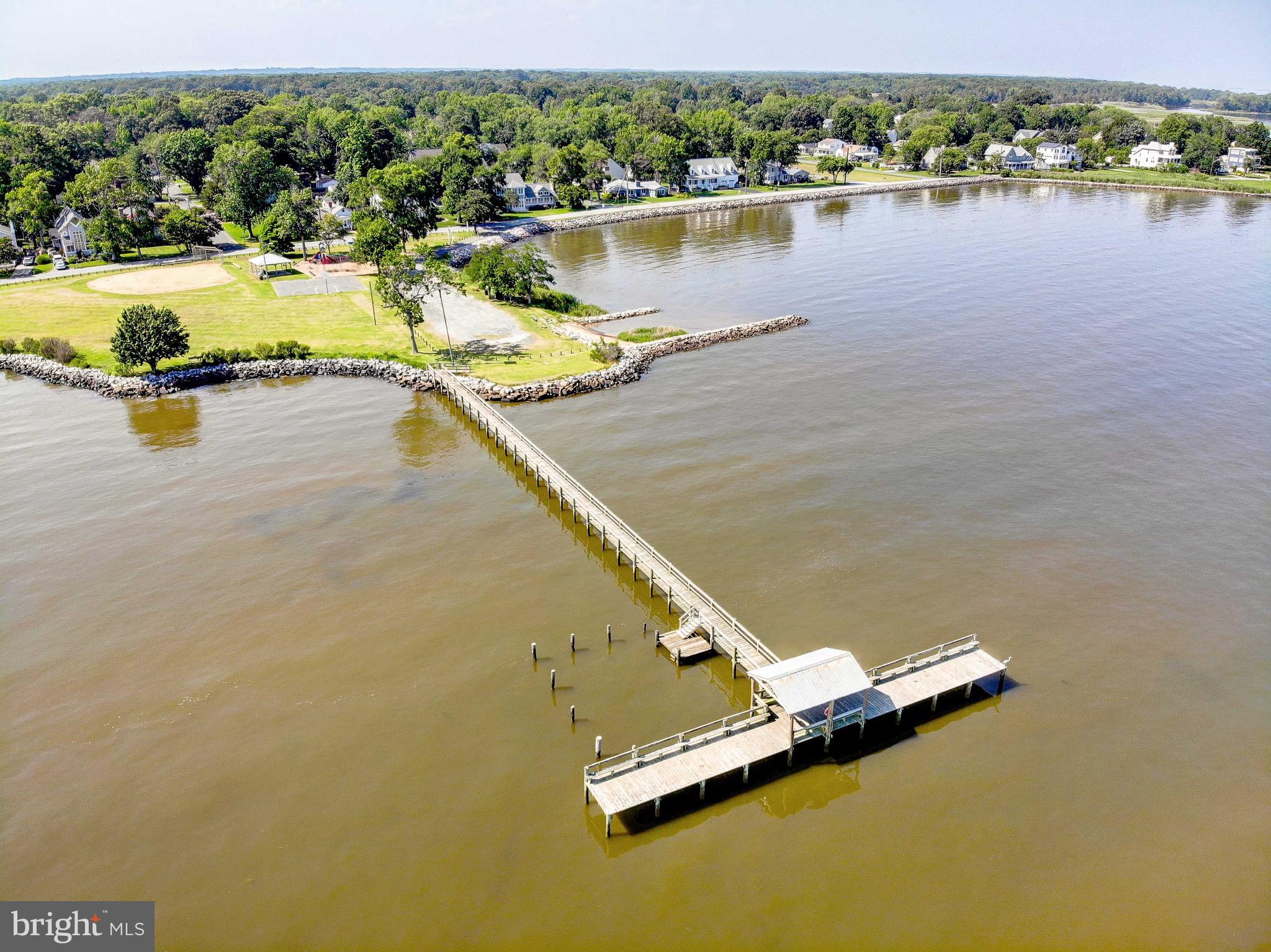 FRANKLIN MANOR - Residential