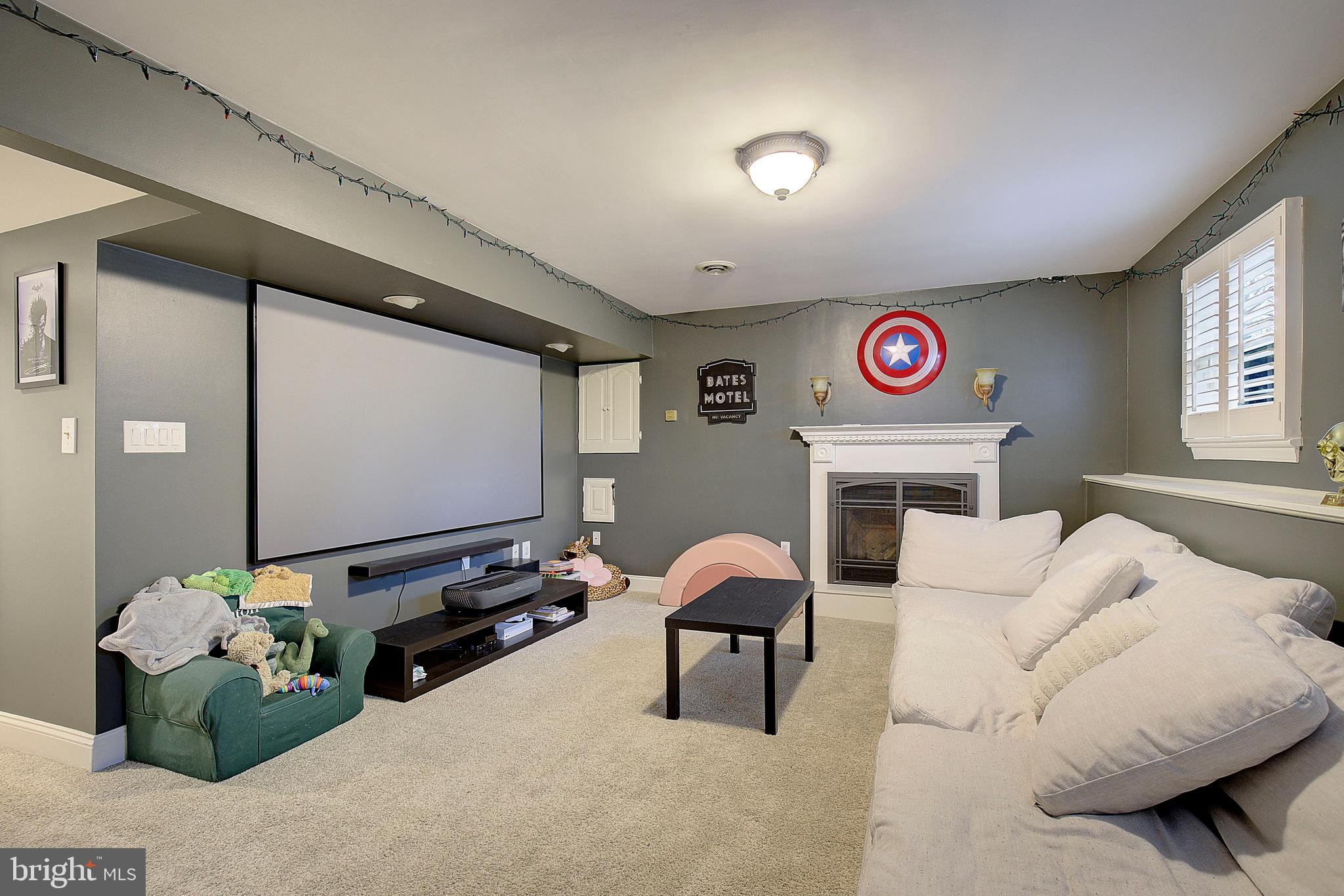 FRANKLIN MANOR - Residential