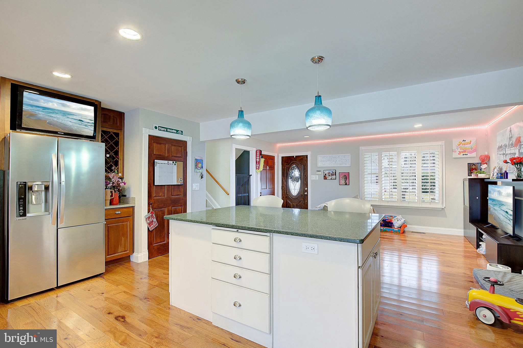 FRANKLIN MANOR - Residential