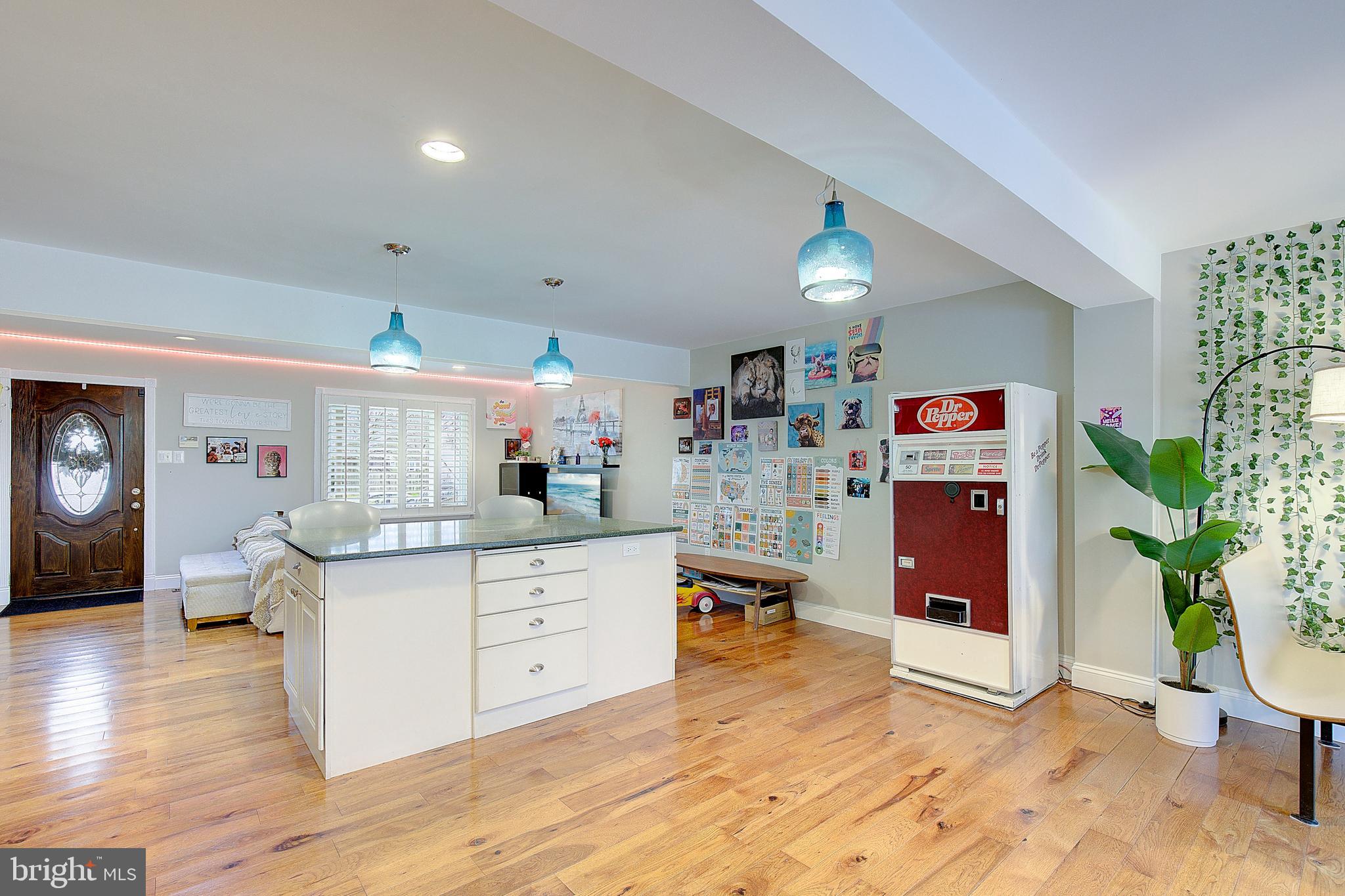 FRANKLIN MANOR - Residential