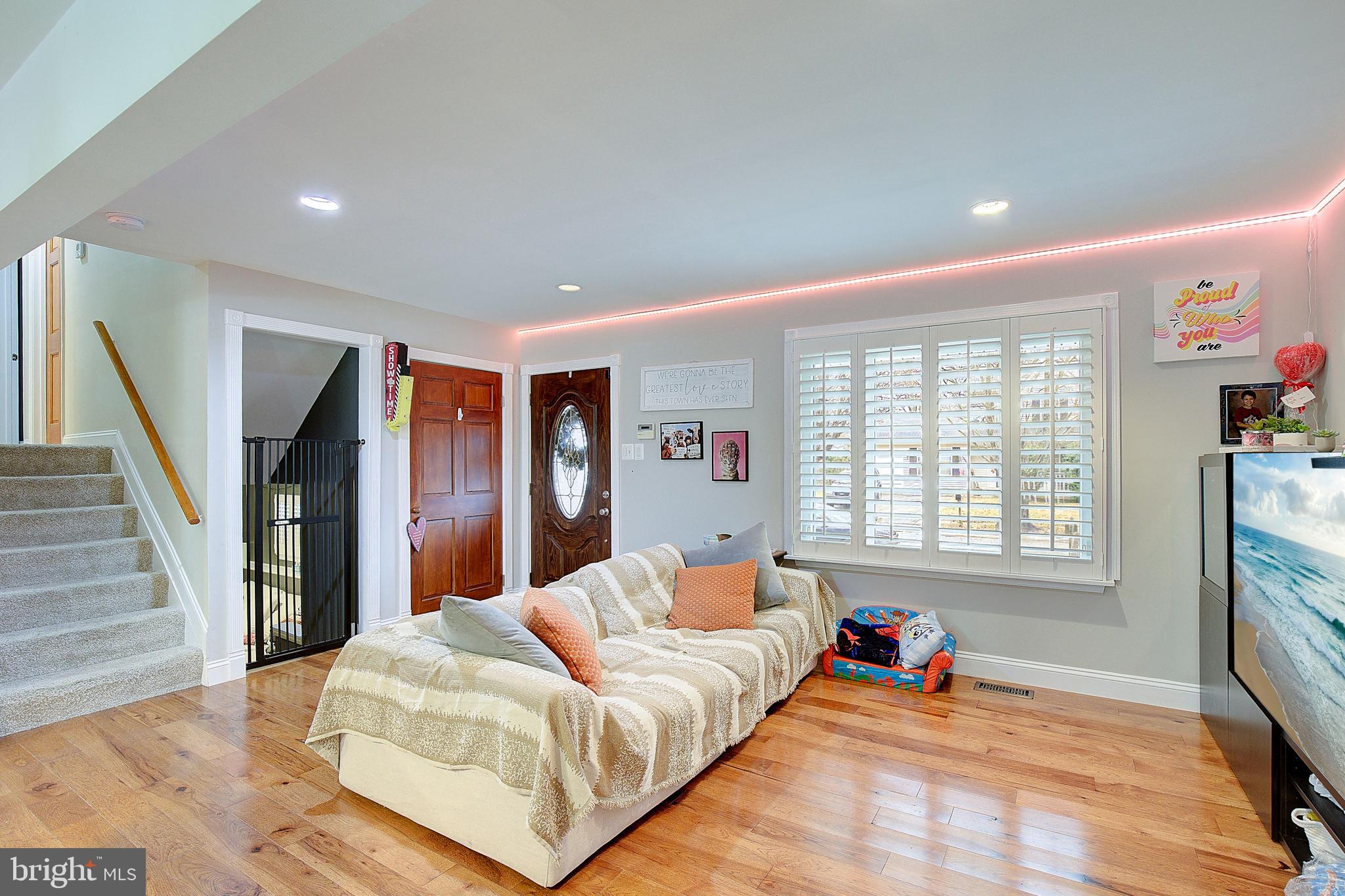 FRANKLIN MANOR - Residential