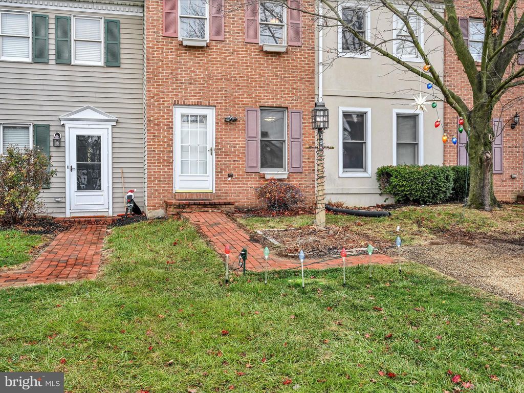 Photo of 368 Cardinal Road, LITITZ, PA 17543 (MLS # PALA2061764)