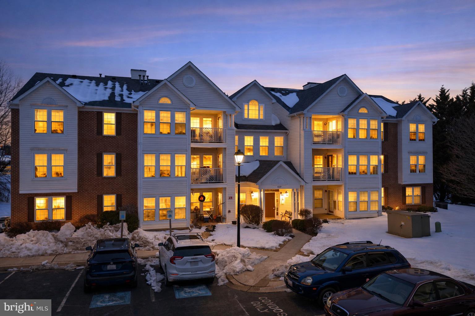 BRIGHT OAKS - Residential