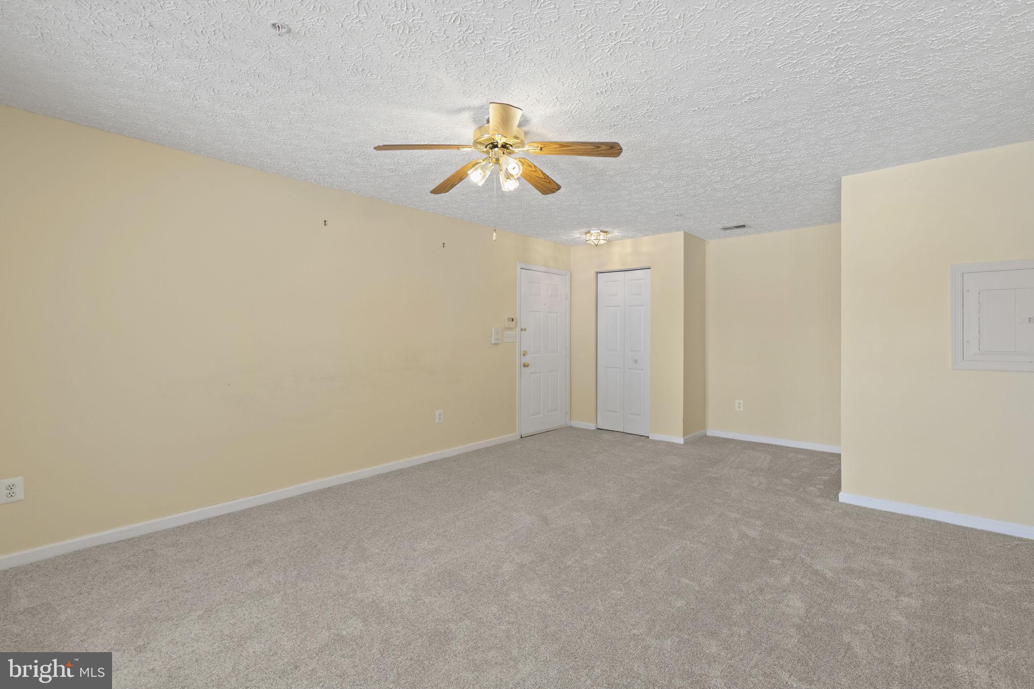 BRIGHT OAKS - Residential