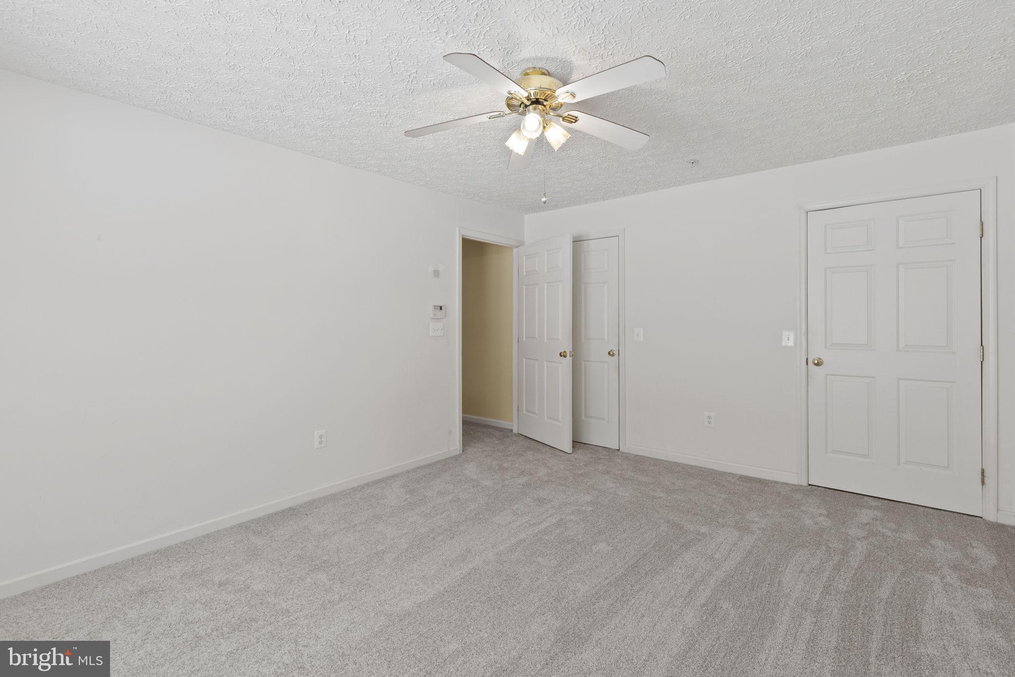 BRIGHT OAKS - Residential