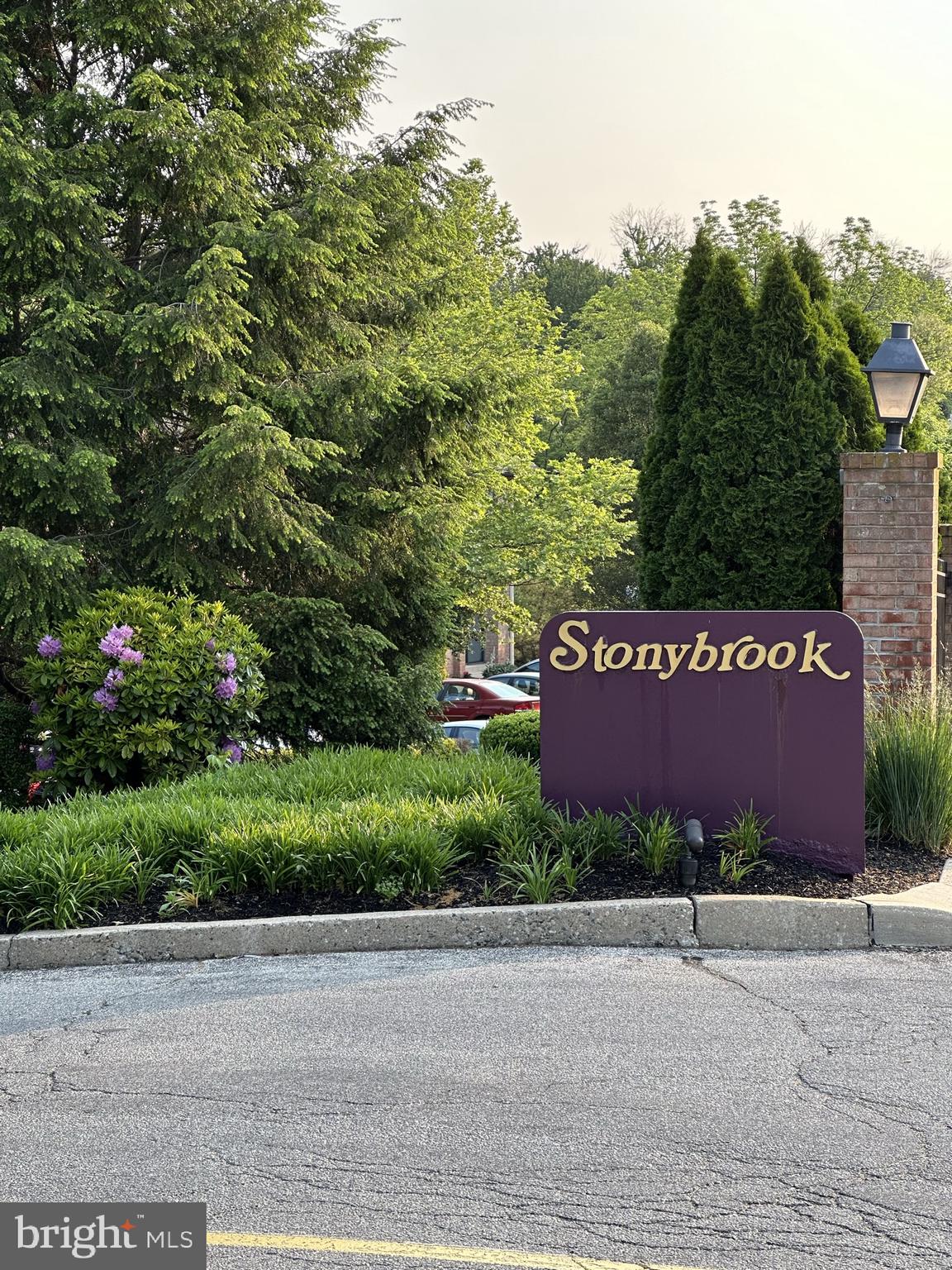 STONY BROOK - Residential Lease