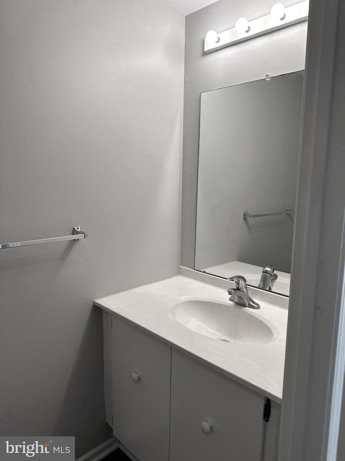 STONY BROOK - Residential Lease