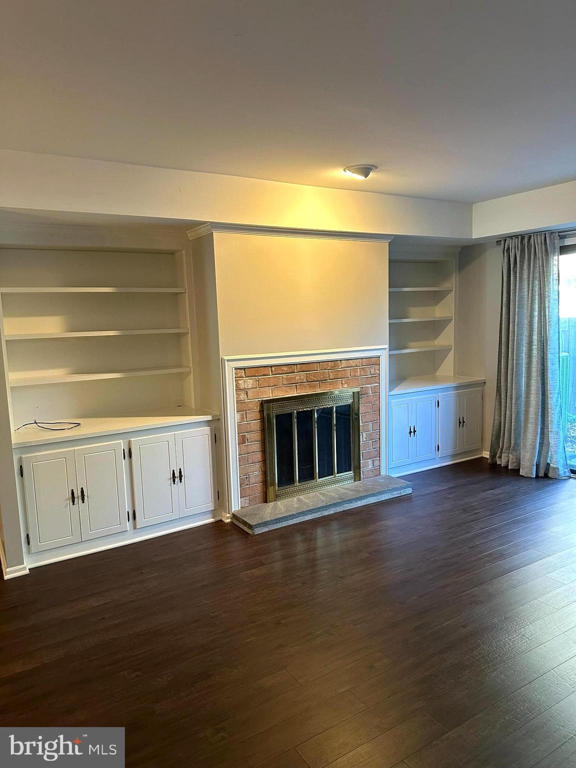 STONY BROOK - Residential Lease