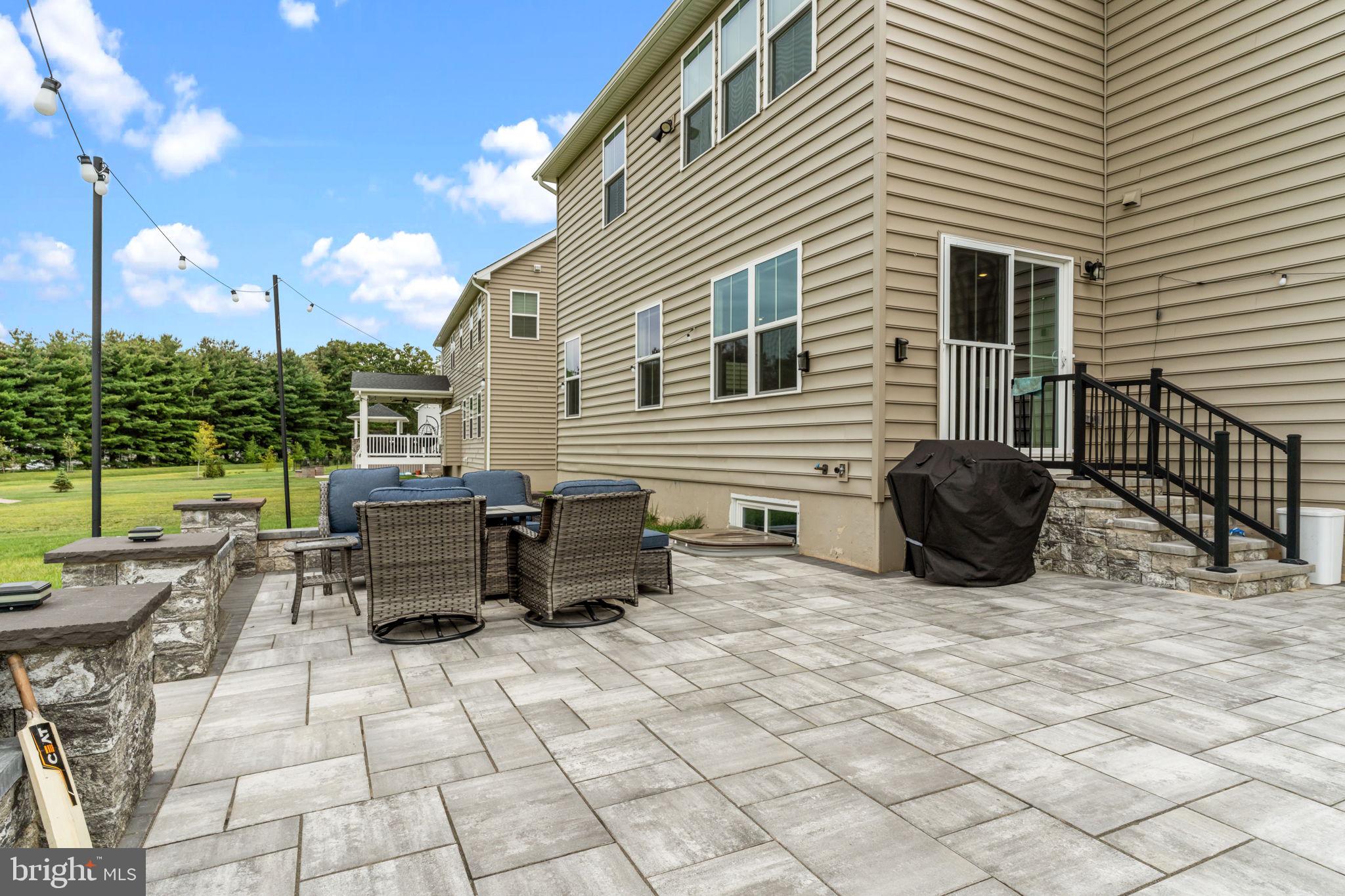 PENN VALLEY ESTATES - Residential