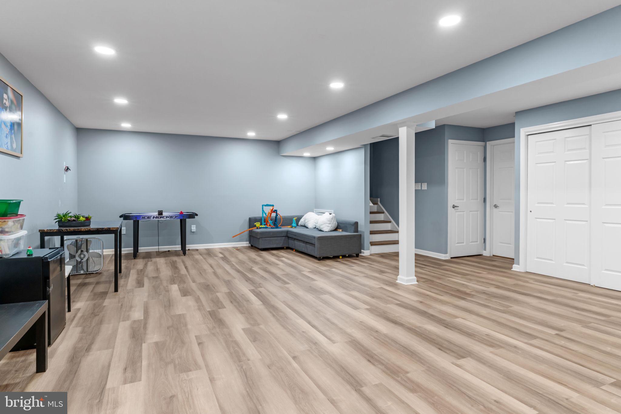 PENN VALLEY ESTATES - Residential