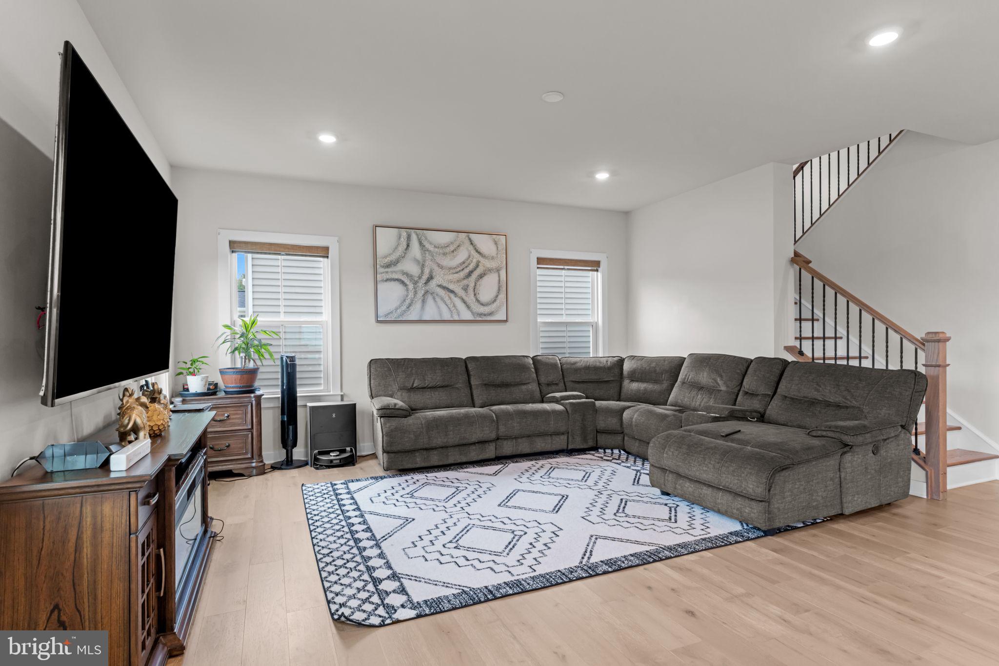 PENN VALLEY ESTATES - Residential