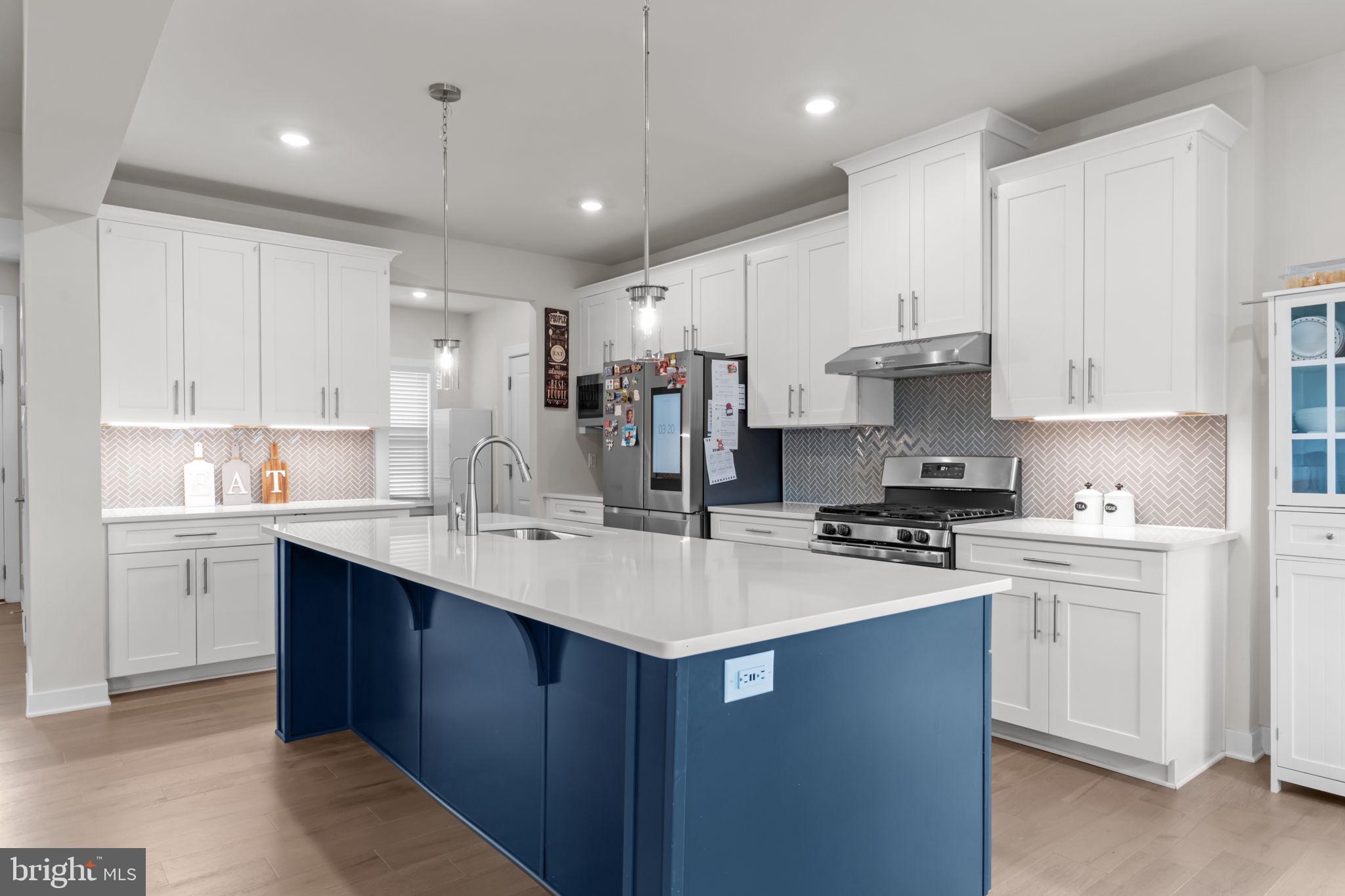 PENN VALLEY ESTATES - Residential