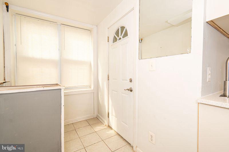 BALTIMORE EAST - SOUTH CLIFTON PARK HIST. DISTRICT - Residential Lease
