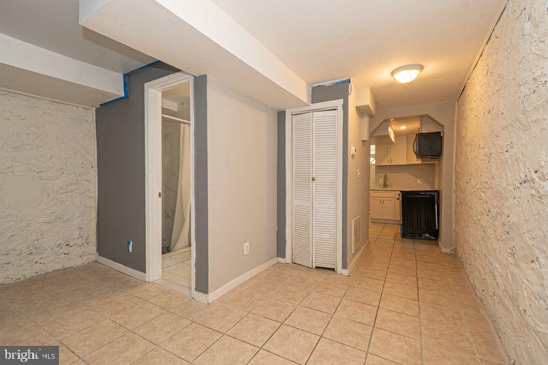 BALTIMORE EAST - SOUTH CLIFTON PARK HIST. DISTRICT - Residential Lease